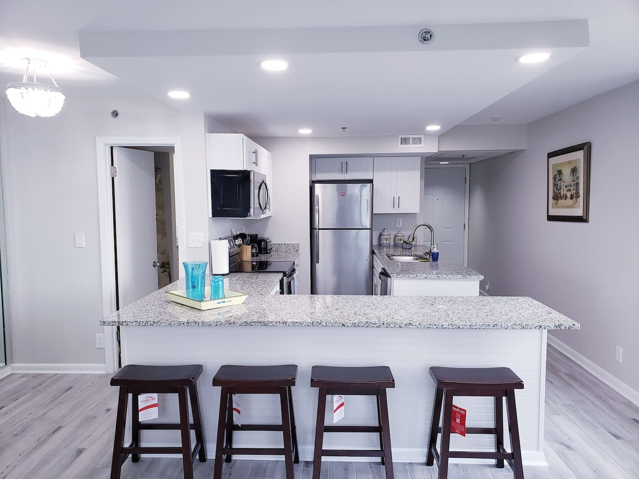 Kitchen bar