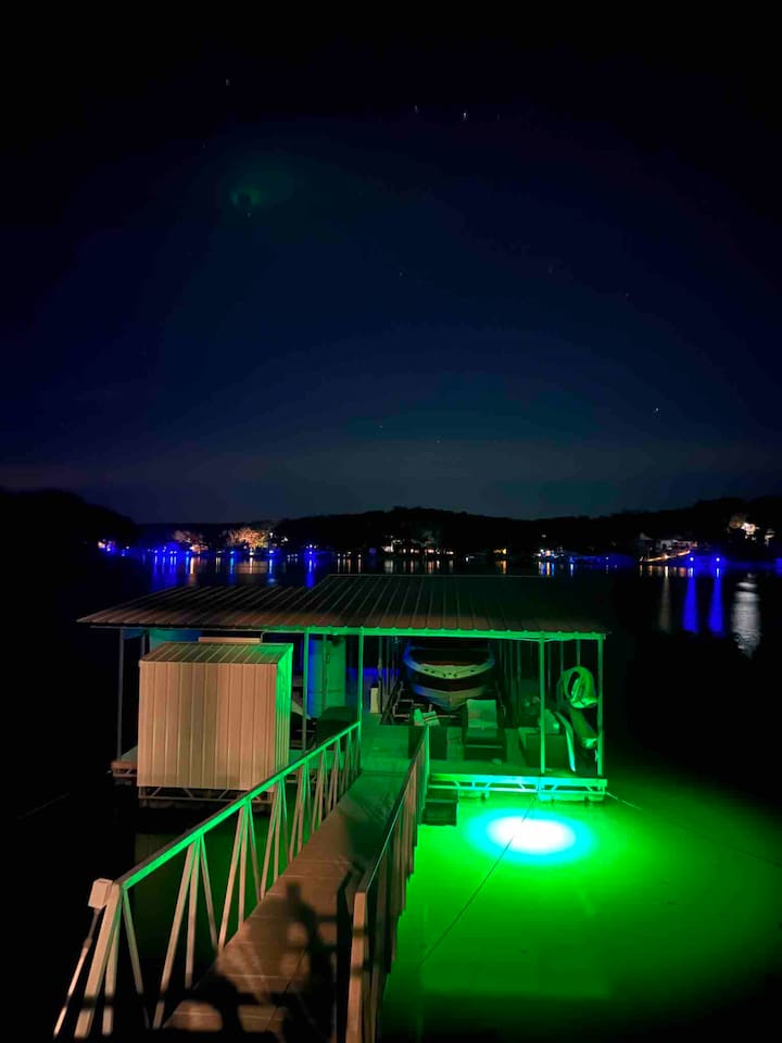 Fish light off the dock 