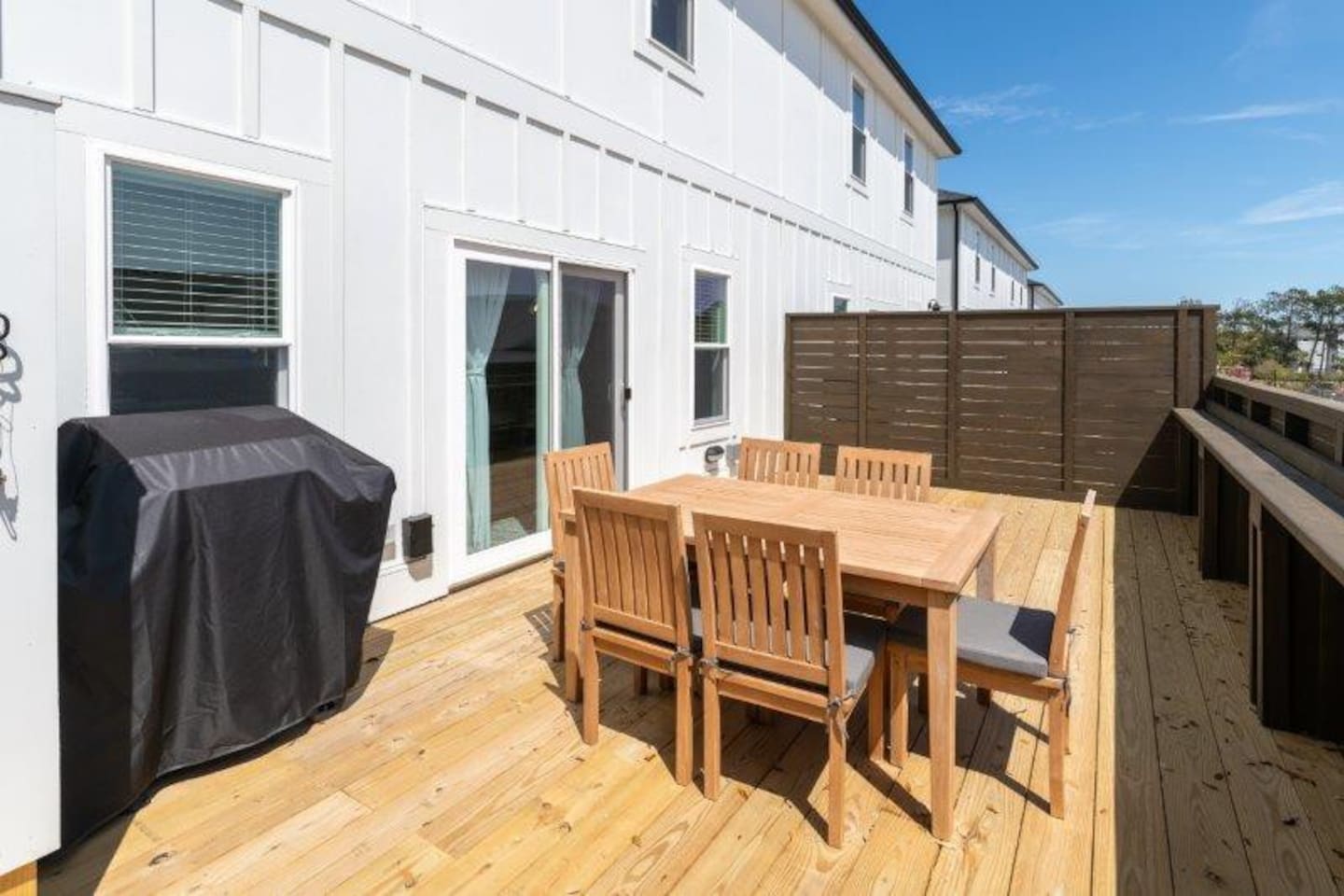Exterior Dining area