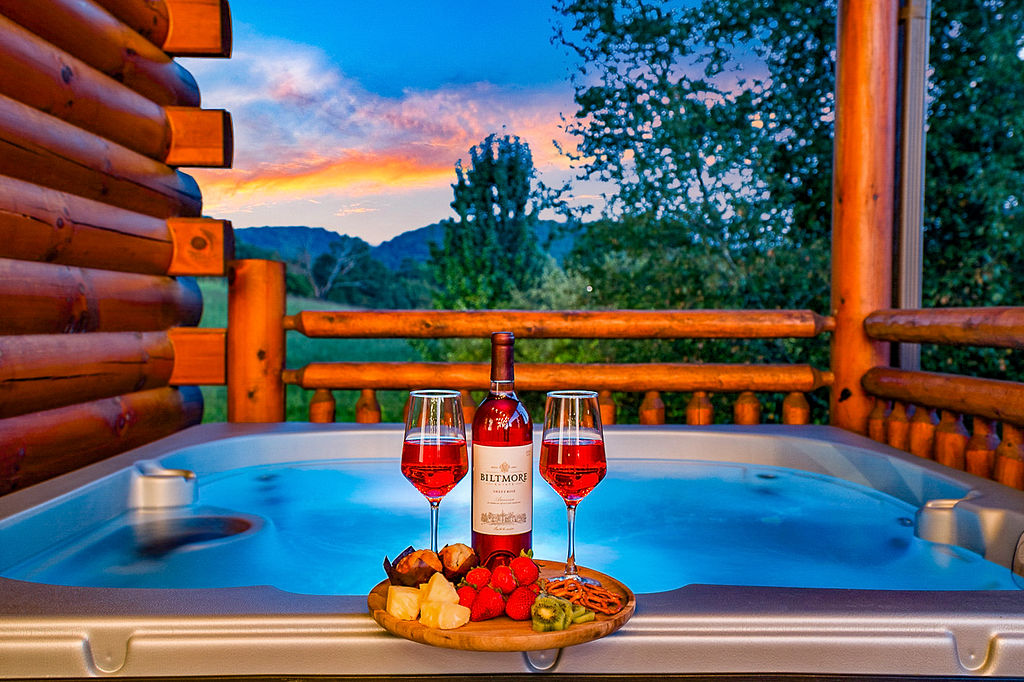 Can you imagine soaking in the hot tub with this view?
