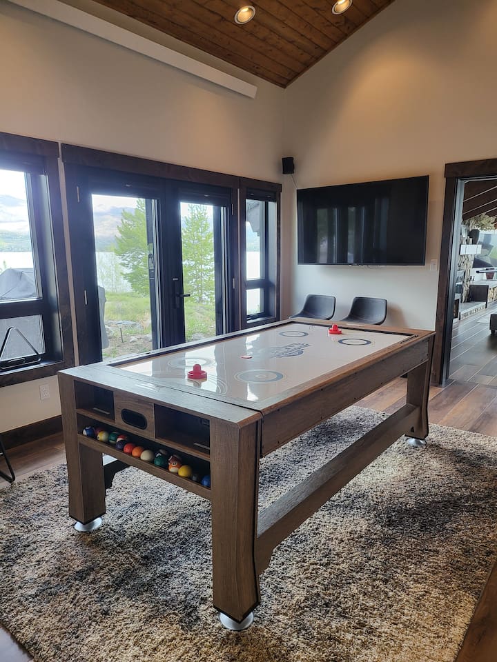Combo Air Hockey/Pool table for some indoor fun! (Pool table side not shown)