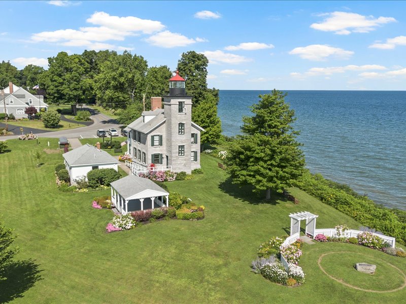 Visit Sodus Point Lighthouse Museum - 5 minute walk