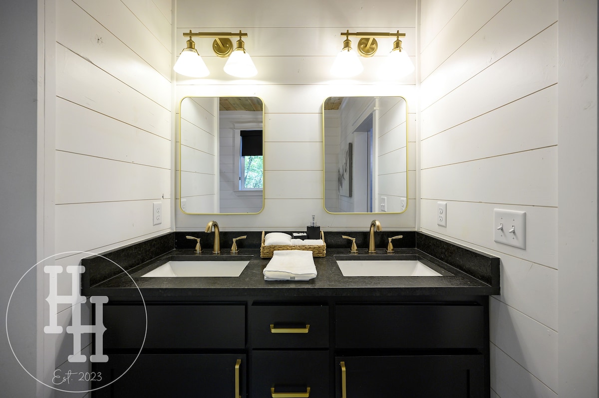 Double sink with hair dryer included