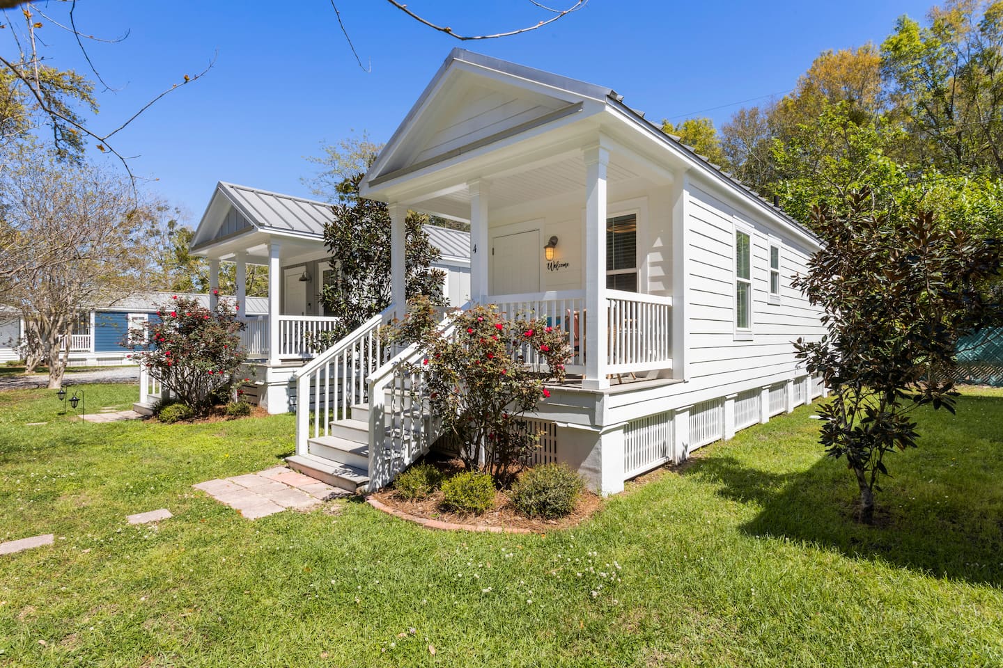 Side view of the entry to the cottage