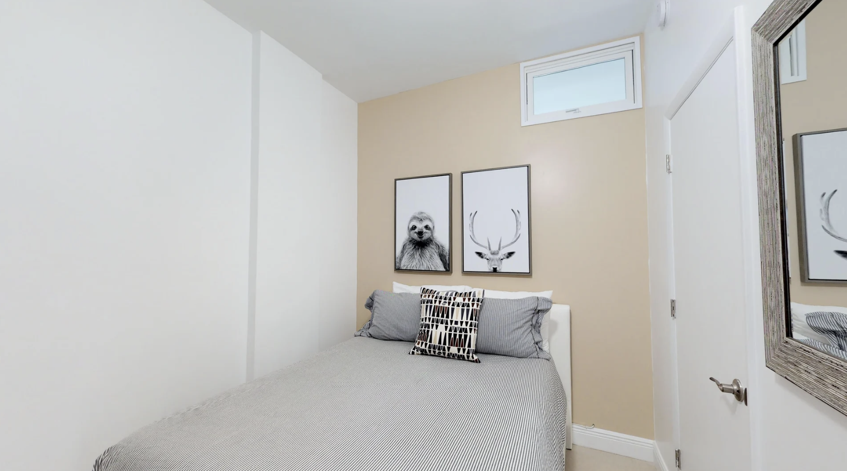 DEN with a queen bed size