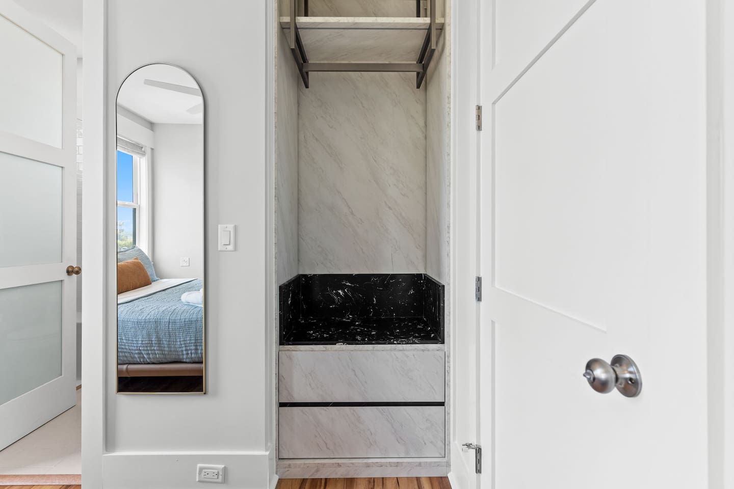 Plenty of storage for a week (or more!) at the beach with family or friends.