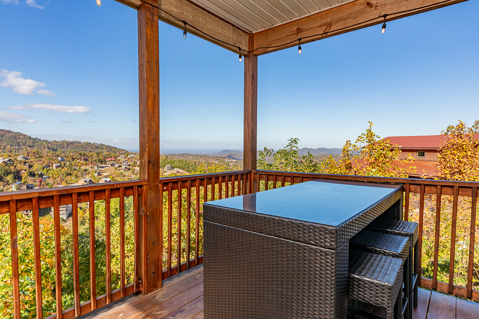 Upper deck dining!