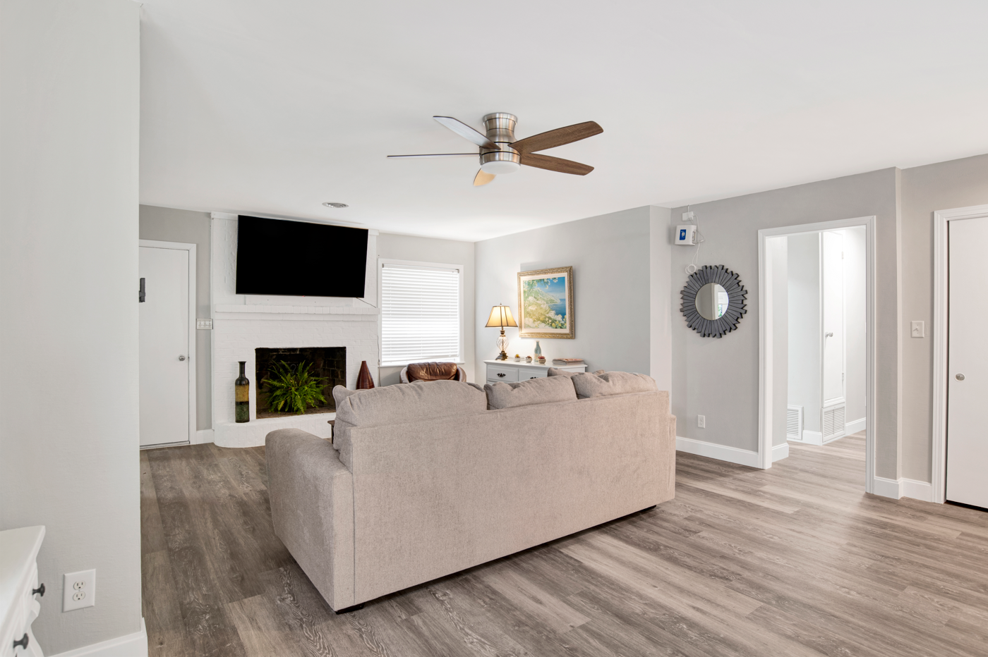 Living Area-Smart TV