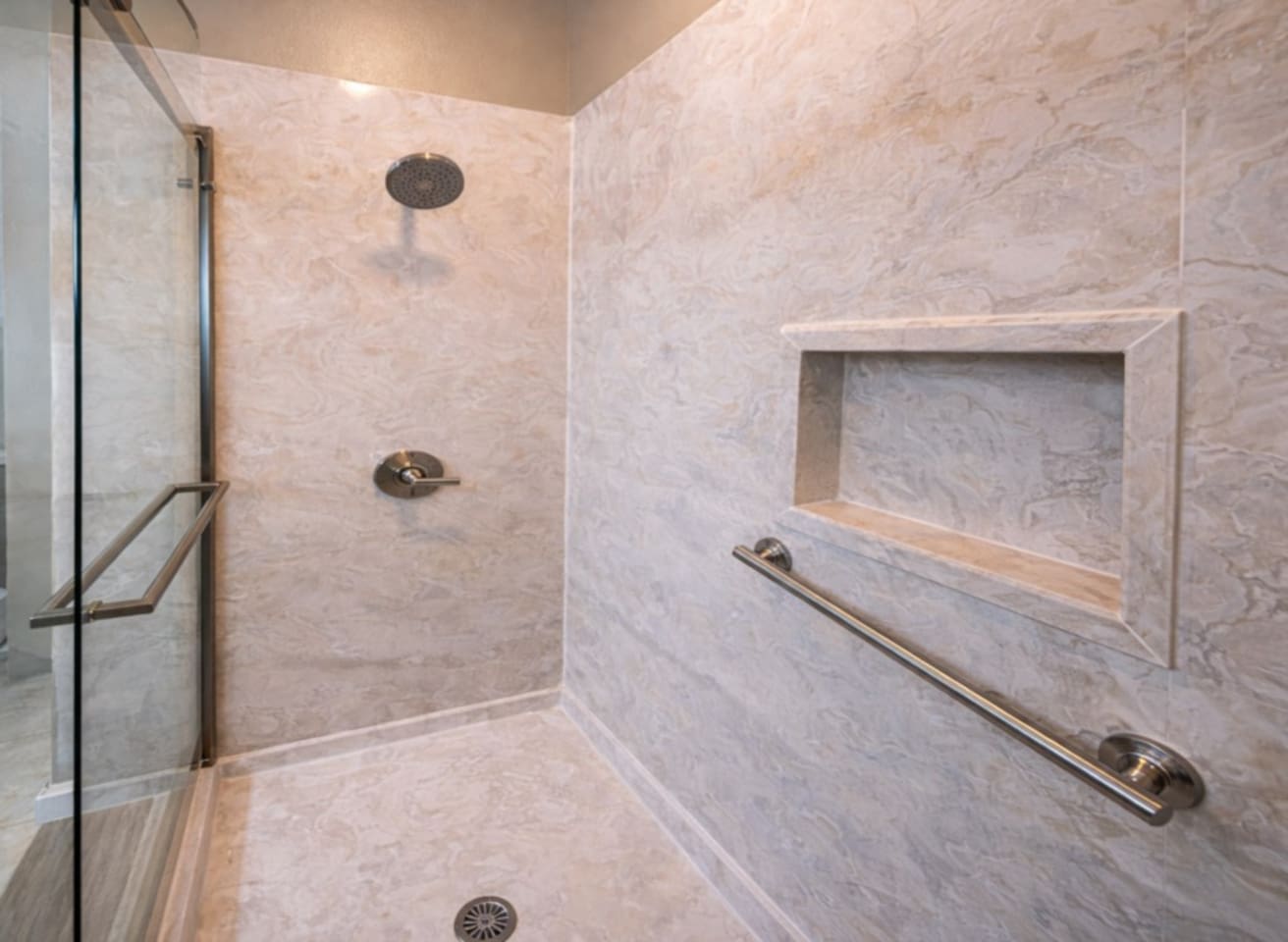 BATHROOM #2: Clean, modern, and newly updated bathroom.