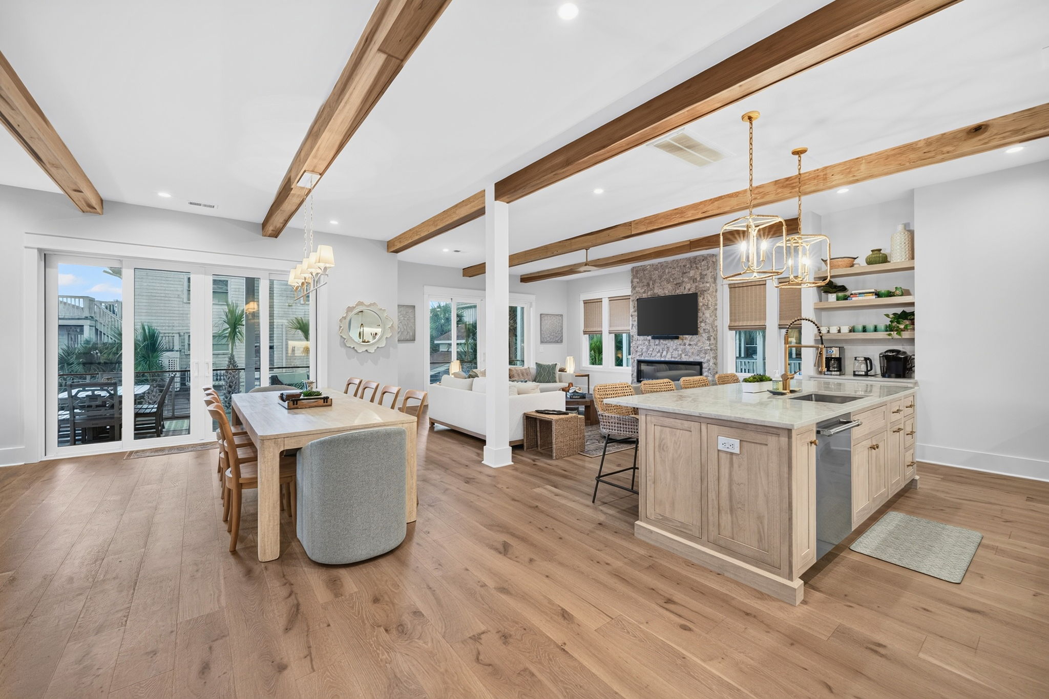 Open Concept Dining & Living  | Tahanan Palms | 3 38th Ave | IOP Escapes