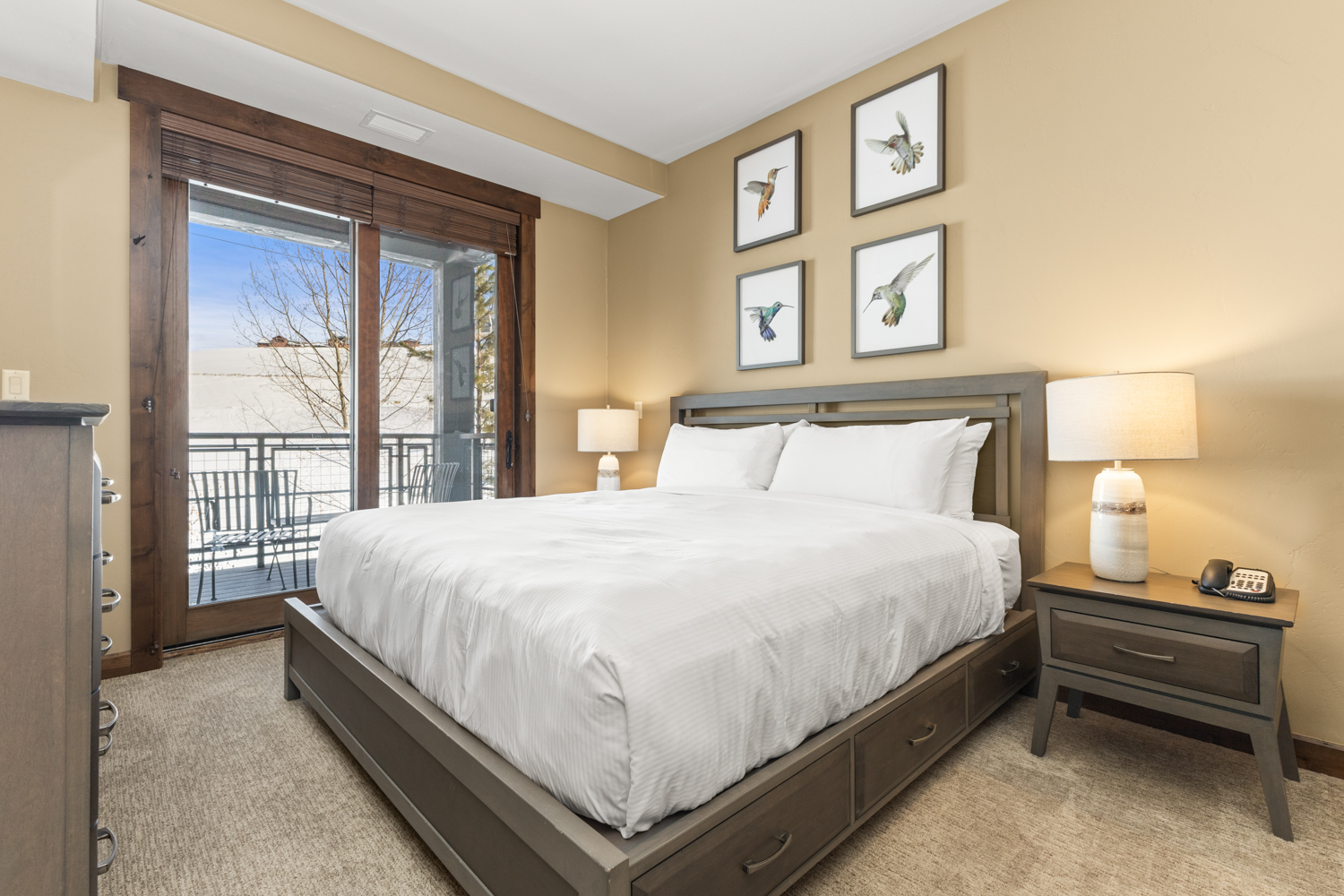 Bedroom 1 | King Bed with Deck Access