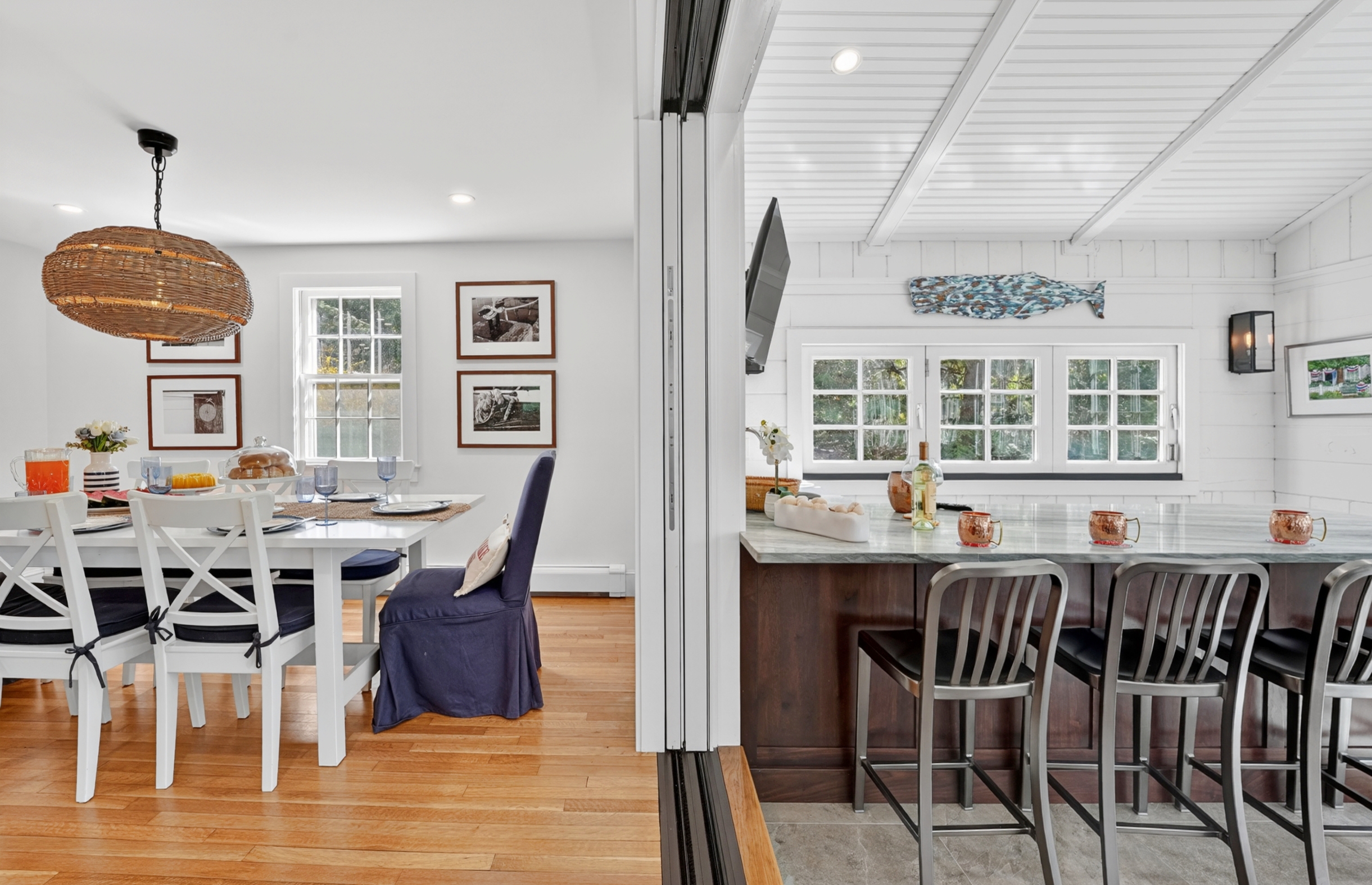 A cozy mini bar with a welcoming kitchen island!