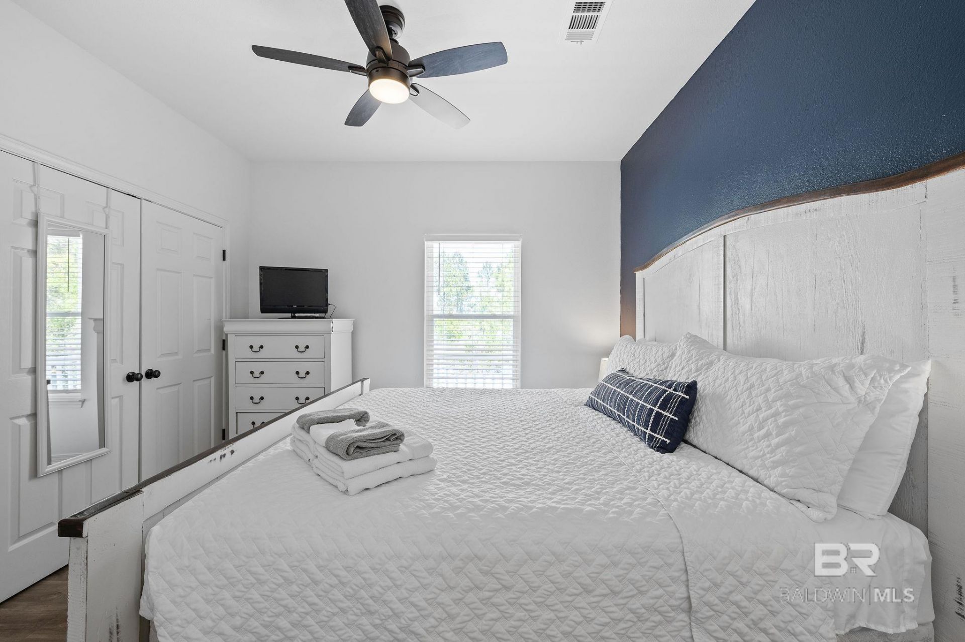 Secondary King Suite