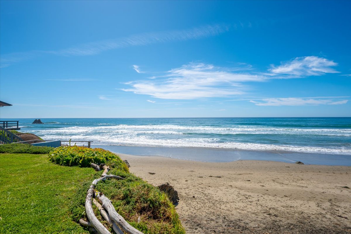 Ocean Views to the South