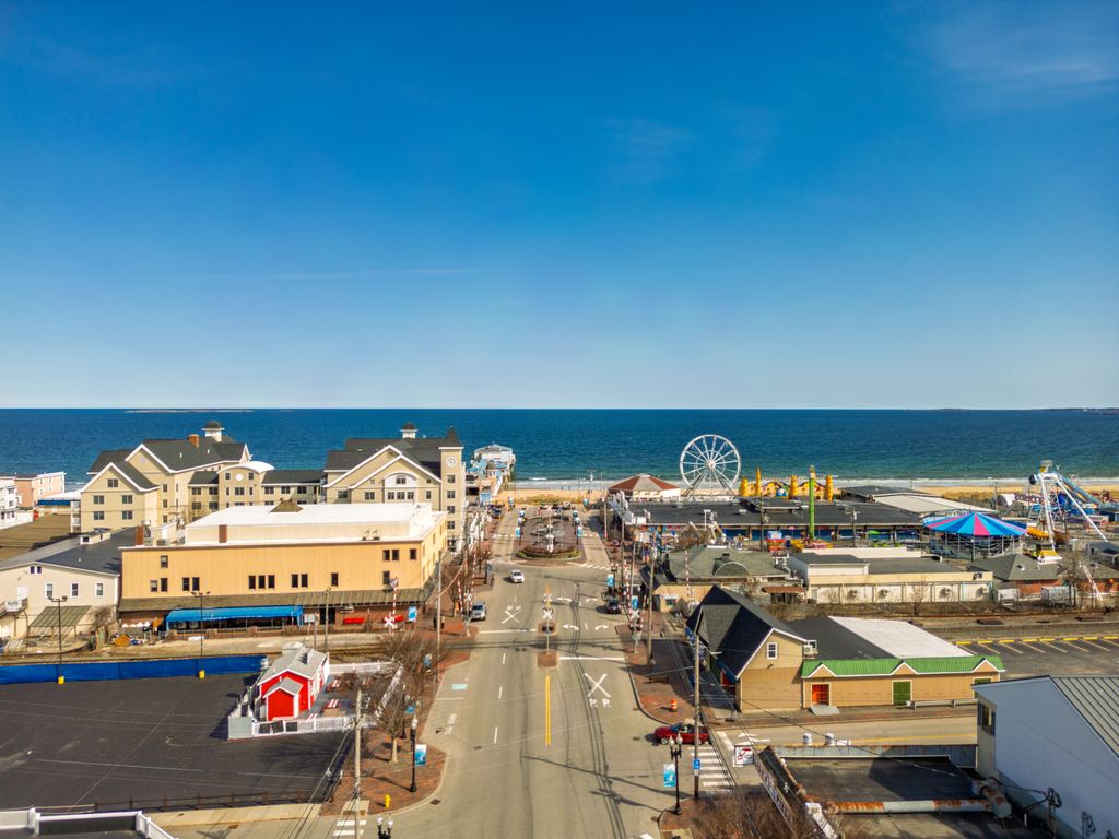 Spend the day riding coasters and strolling the lively Old Orchard Beach Pier