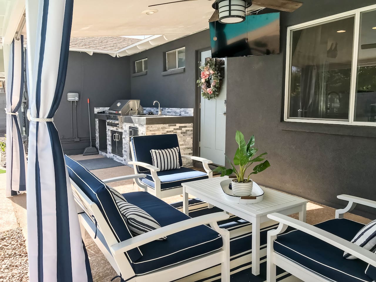 Built-in gas grill. Patio TV for viewing.