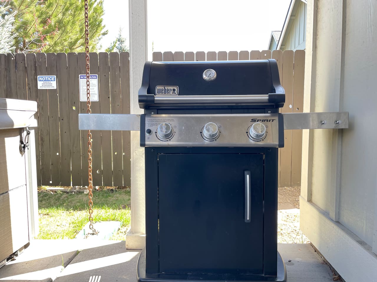 Weber BBQ with 3 burners.
