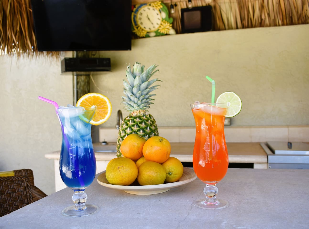 Villa Whiskey Palms - Enjoy a cocktail while watching the sunset!