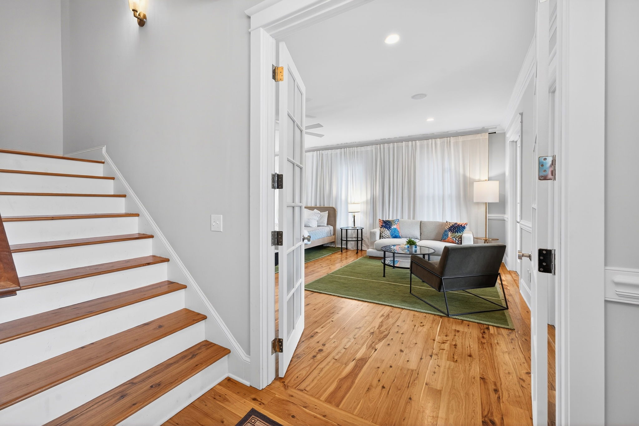 King Room 3 with Seating Area | Sun Kissed by the Sea | 3007 Cameron Blvd | Isle of Palms, SC | IOP Escapes