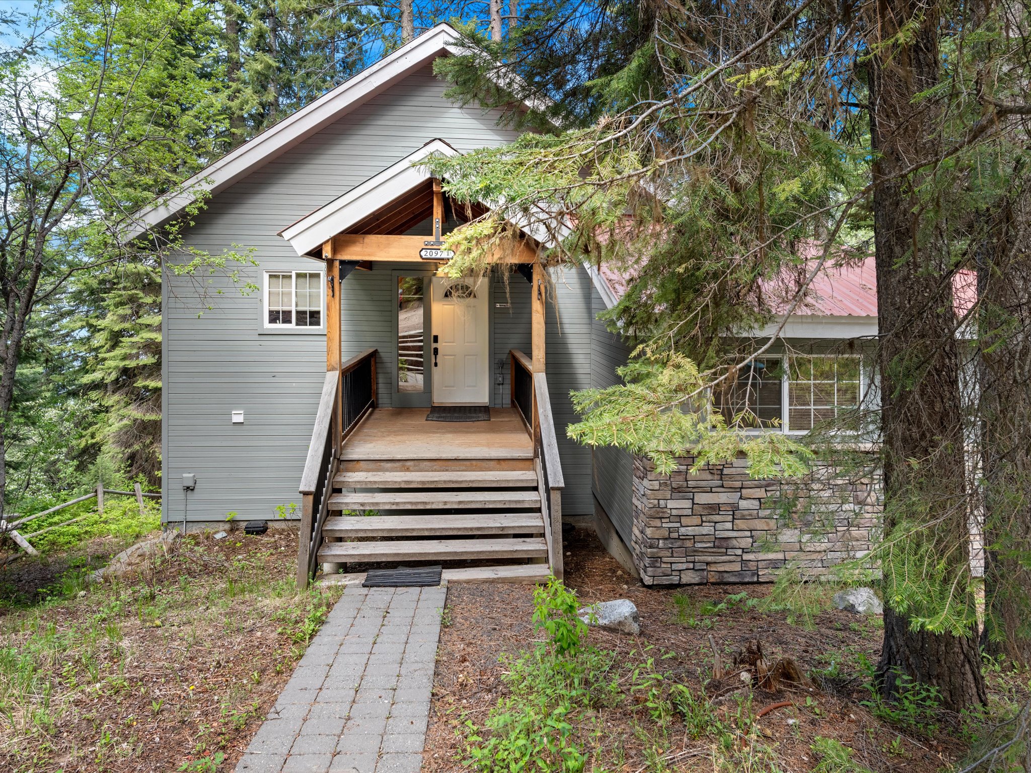 Hawks Nest Retreat