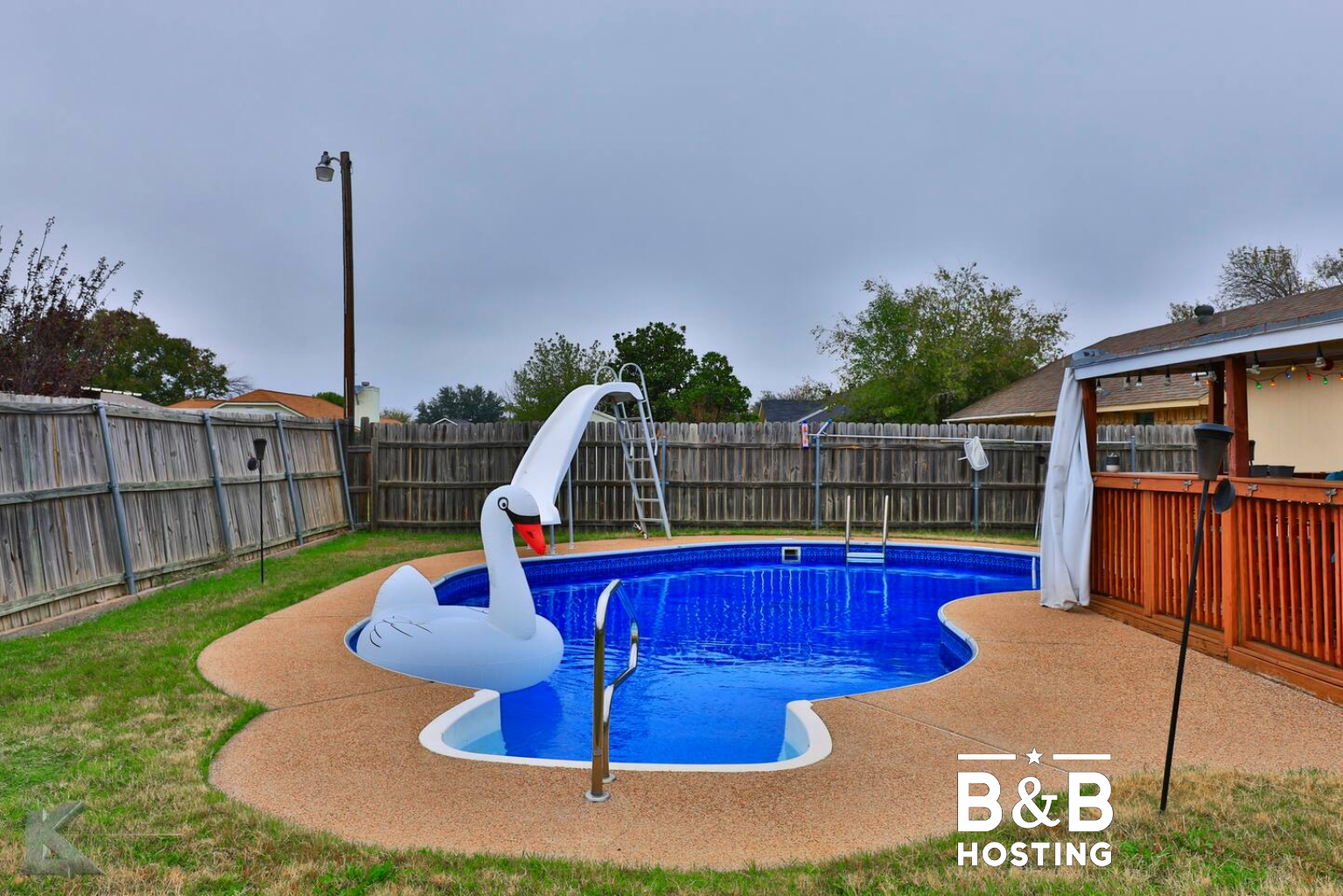 Sparkling pool with slide!