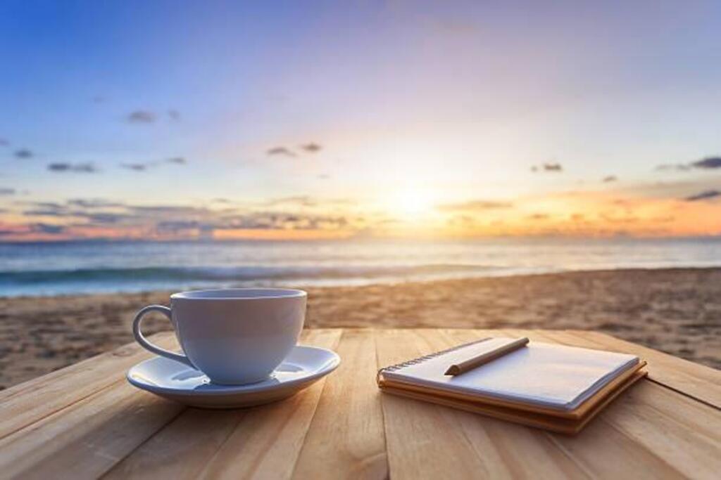 79835c4262ef4fff8a9fe04caeddbbf2 | Beachhouse | Texas | TX | Vacation Homes | Galveston | Crystal Beach | Kokomo | Breezy Days | Beachfront Elegance | Sunrise Serenity | Southern Sands Property Management, LLC