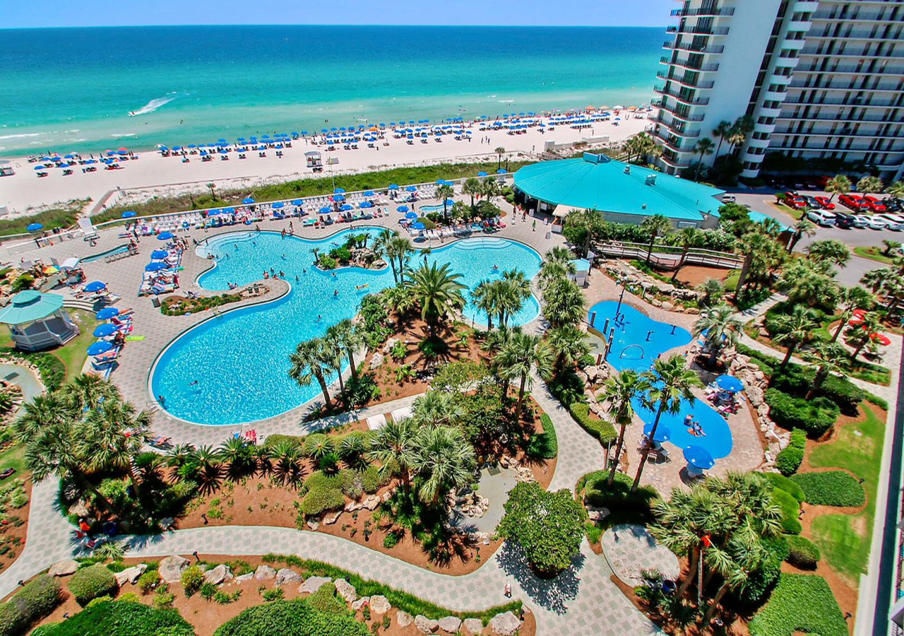 Lagoon pool with on-site restaurant