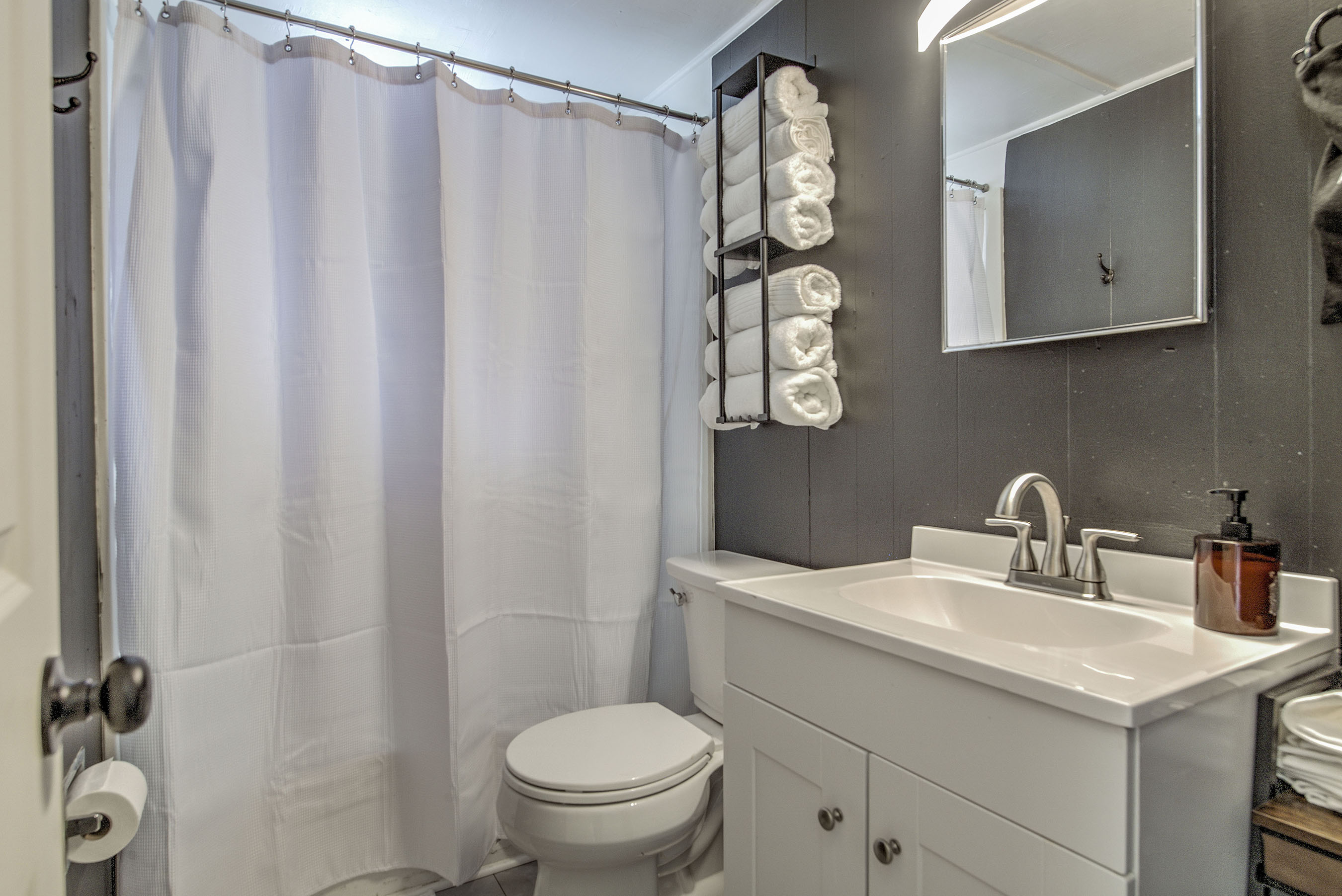 Refresh in your bright, modern bath—soft towels, clean finishes, and everything you need to start your day feeling relaxed and right at home.