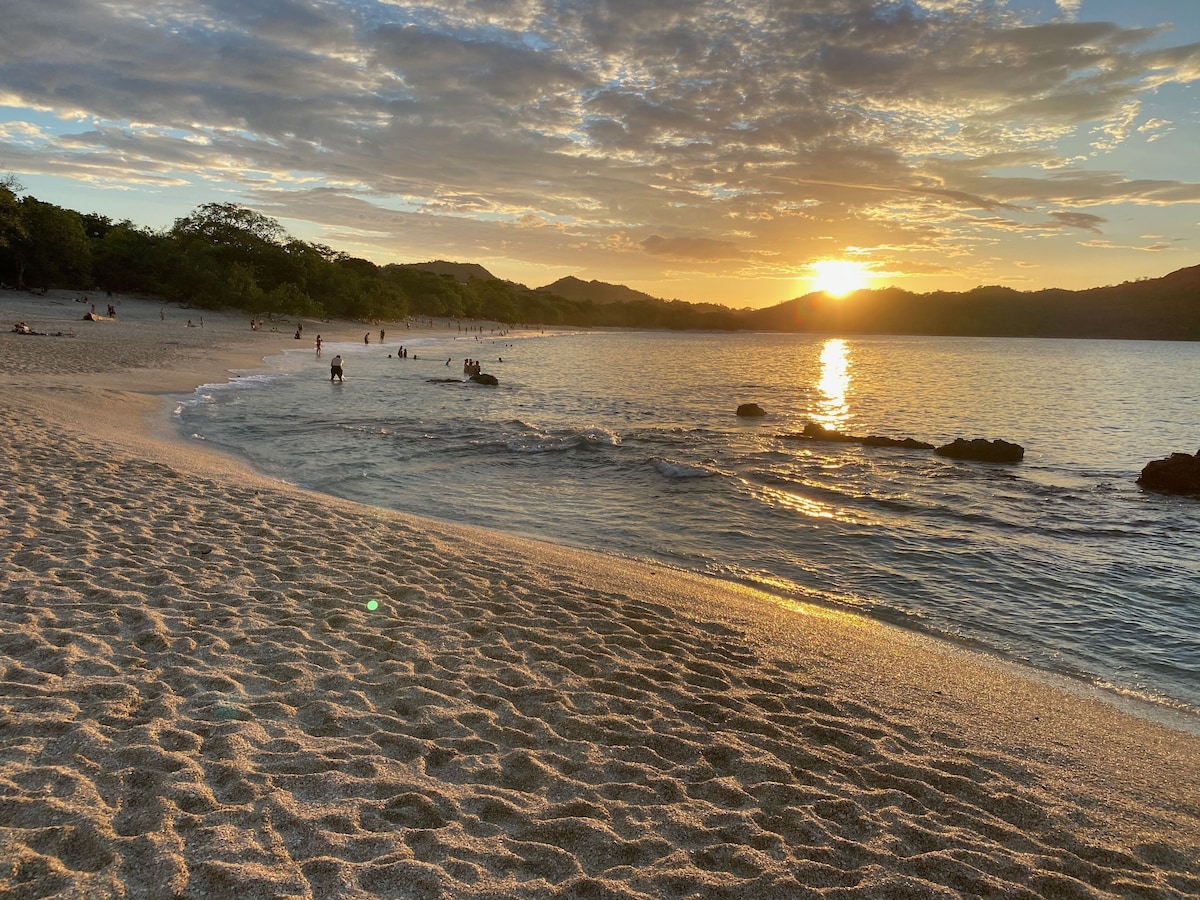 Crowded beaches! This is Playa Conchal in the town of Brasalito.