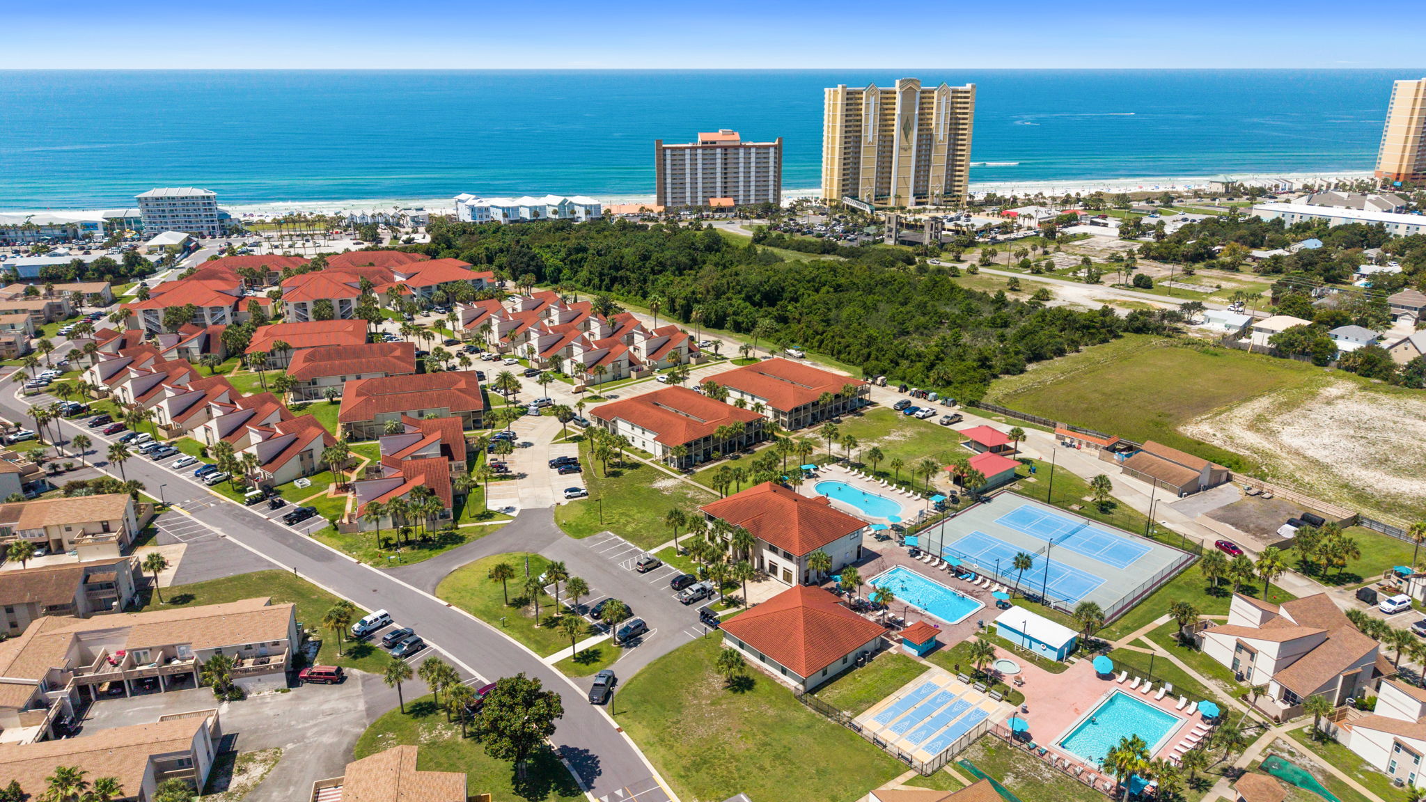 Aerial of Complex and Amenities