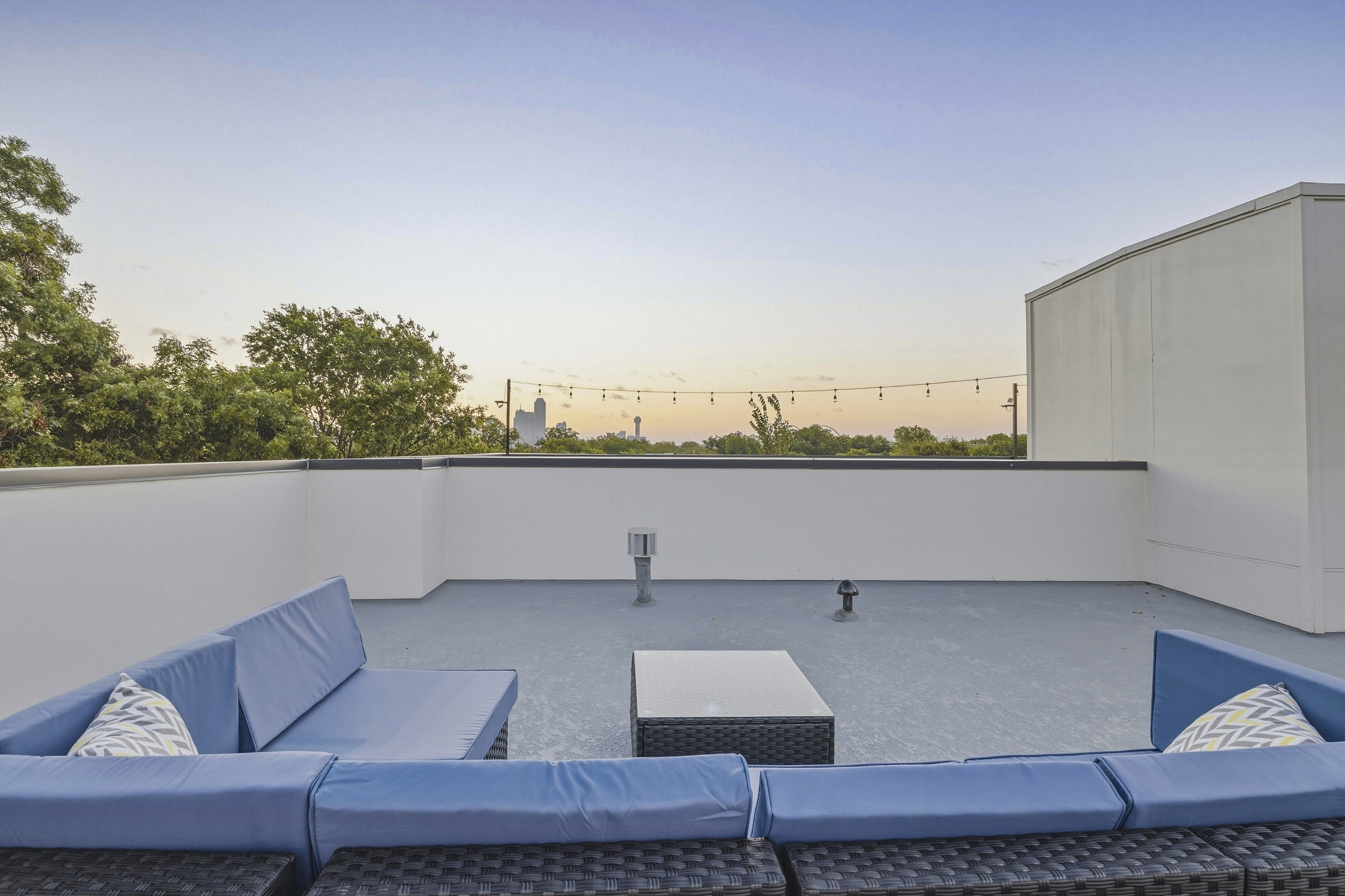 Stunning views await from this chic lounge area perfect for sunset gatherings!