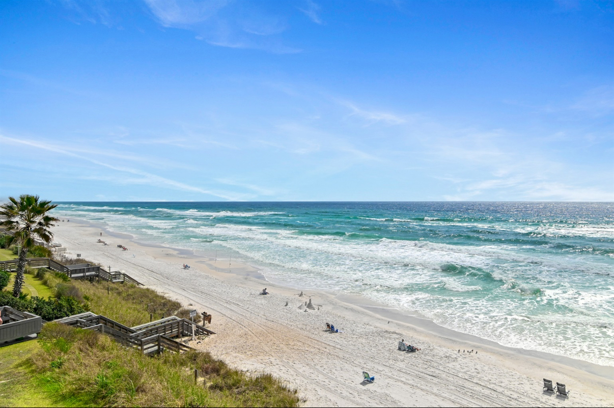 Panoramic Gulf views from an exclusive corner unit—your front-row seat to paradise.