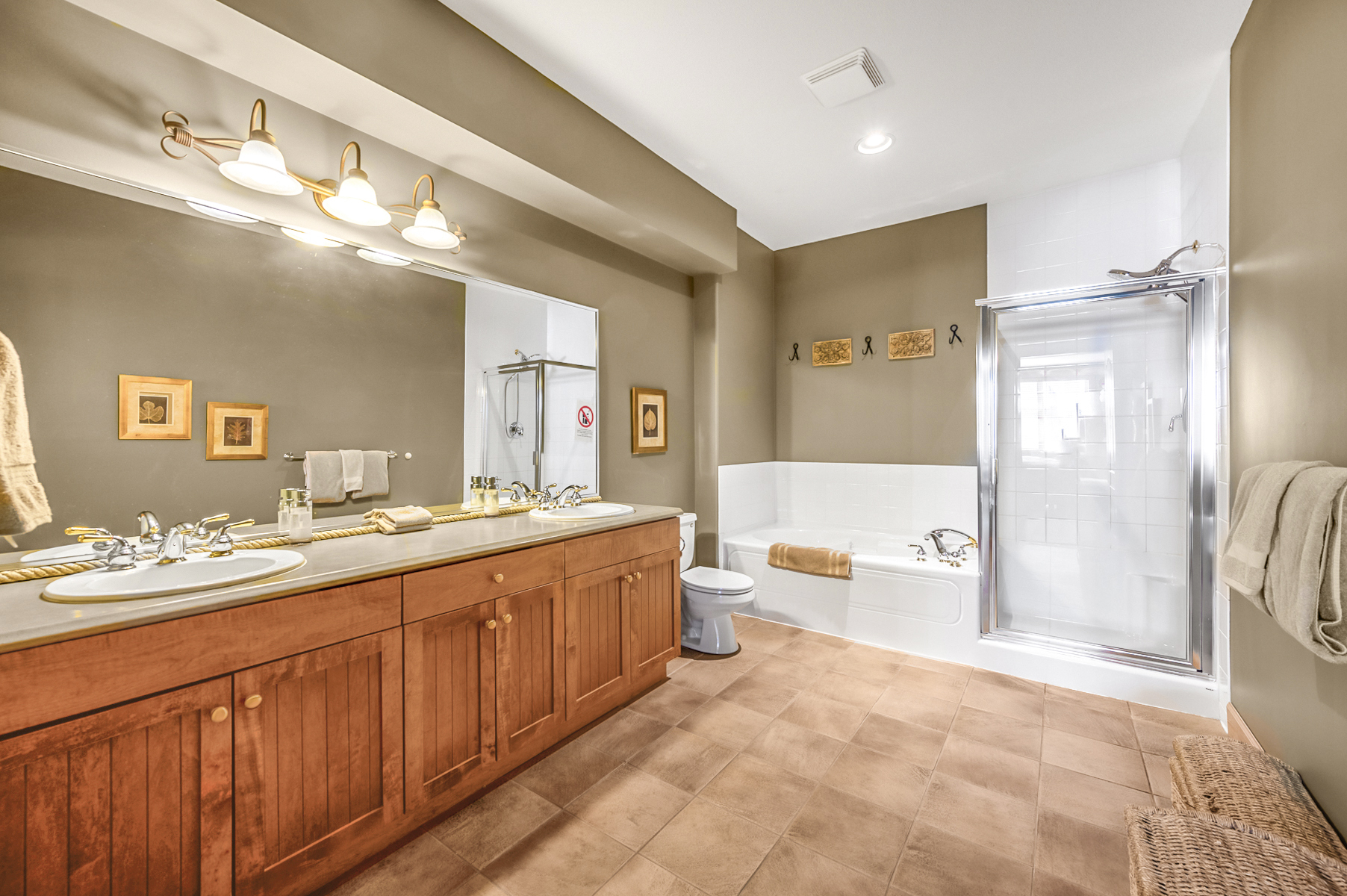 Ensuite Bathroom, with double sink, Soaker Tub and Shower