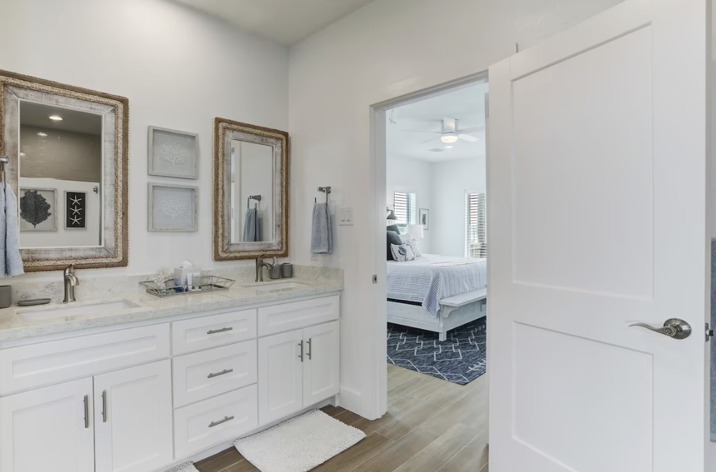 79ffdda9f9e744b99c0527deab4540b2 | Beachhouse | Texas | TX | Vacation Homes | Galveston | Crystal Beach | Kokomo | Breezy Days | Beachfront Elegance | Sunrise Serenity | Southern Sands Property Management, LLC