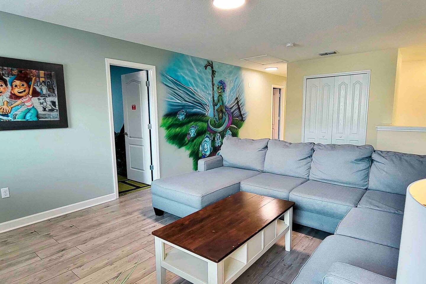 2nd floor living room