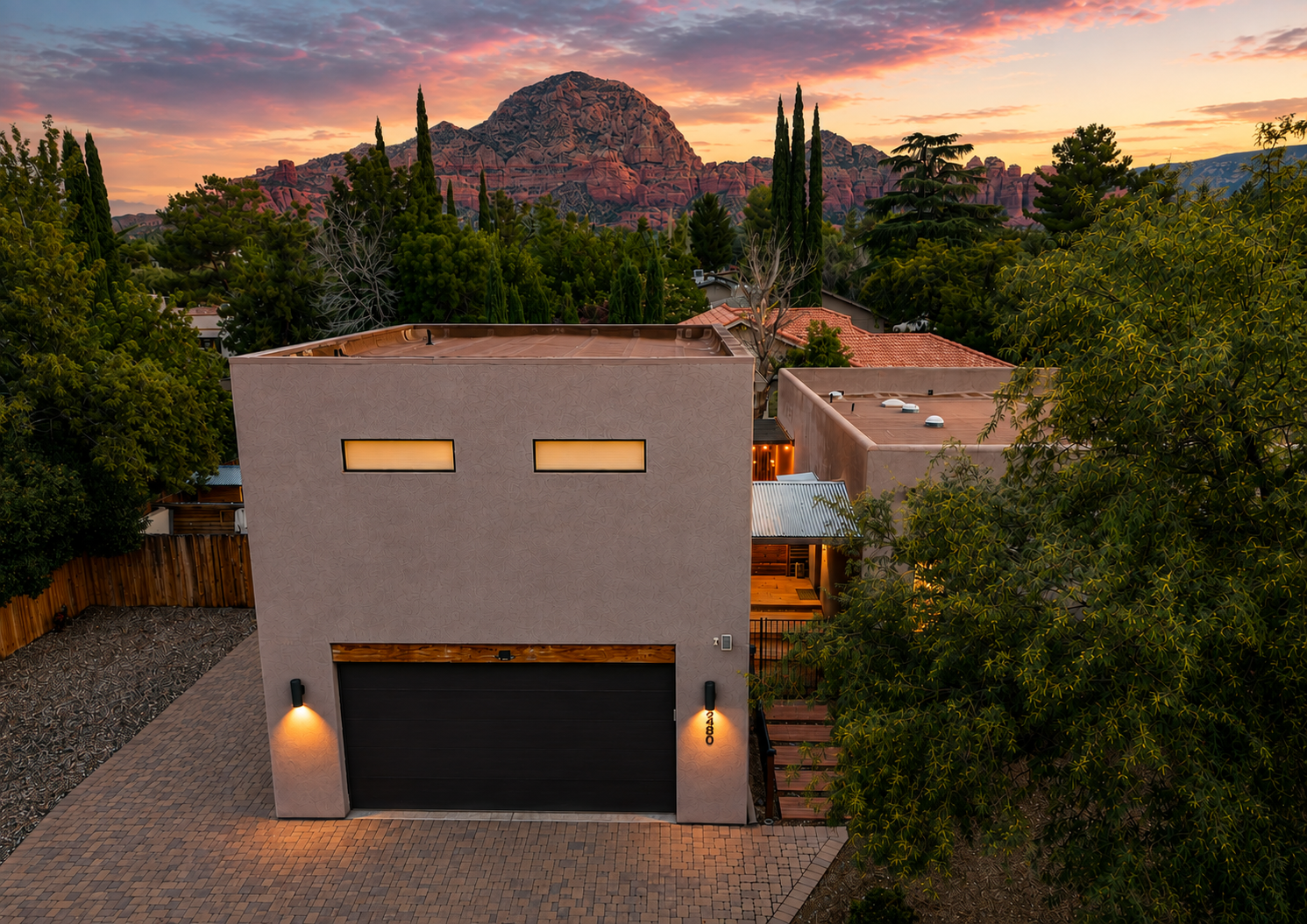 {Red Rocks} Surrounded by Thunder Mountain to the South, iconic hiking trails and exquisite dining are just down the road- ask us for recommendations! 