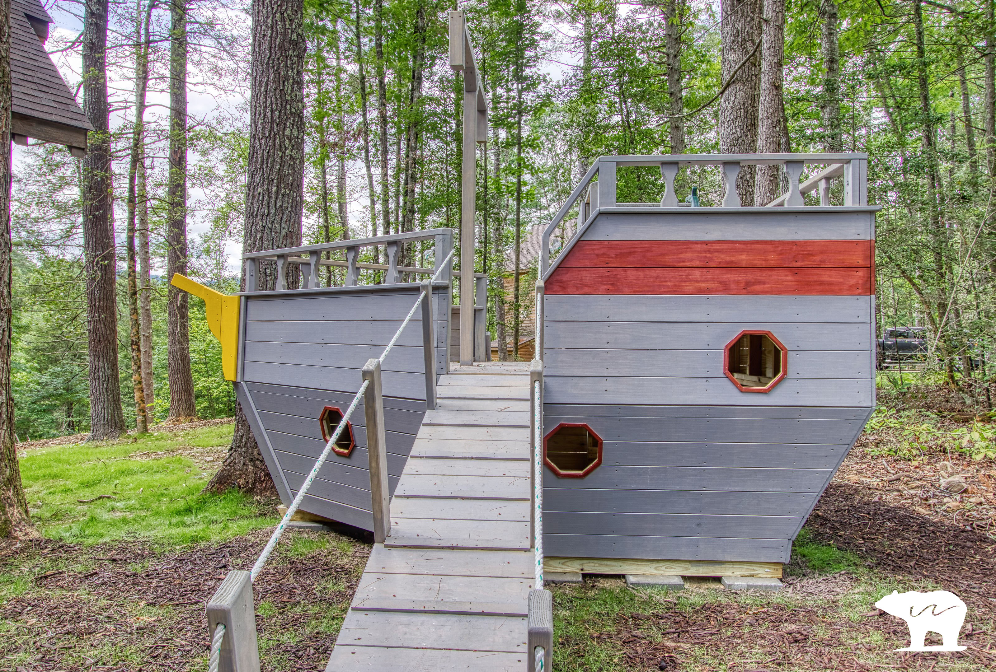 Custom Playship to tickle the imagination of any child. When they first see it, it's magical! Delivered from Pennsylvania! 