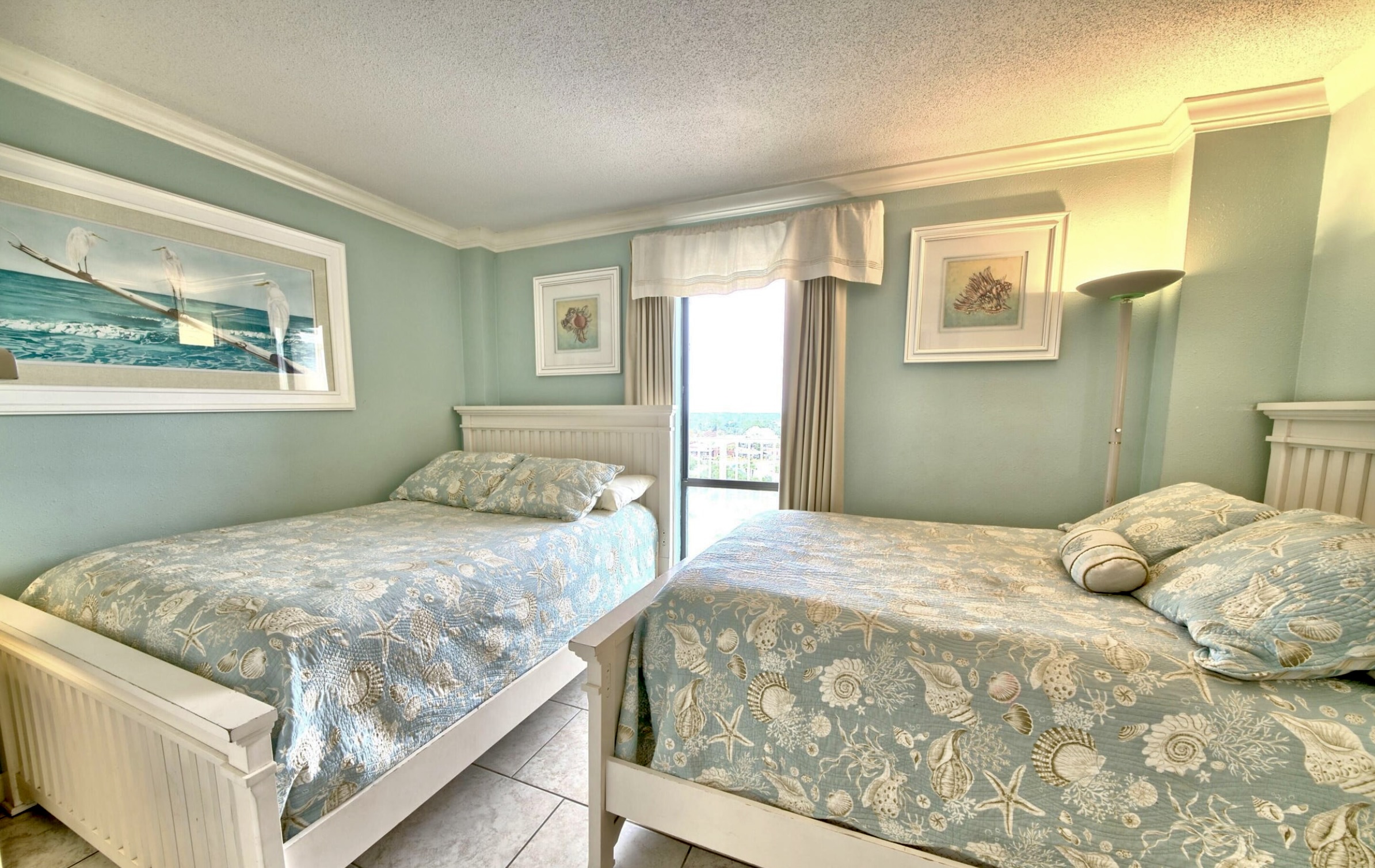 Queen Bedroom