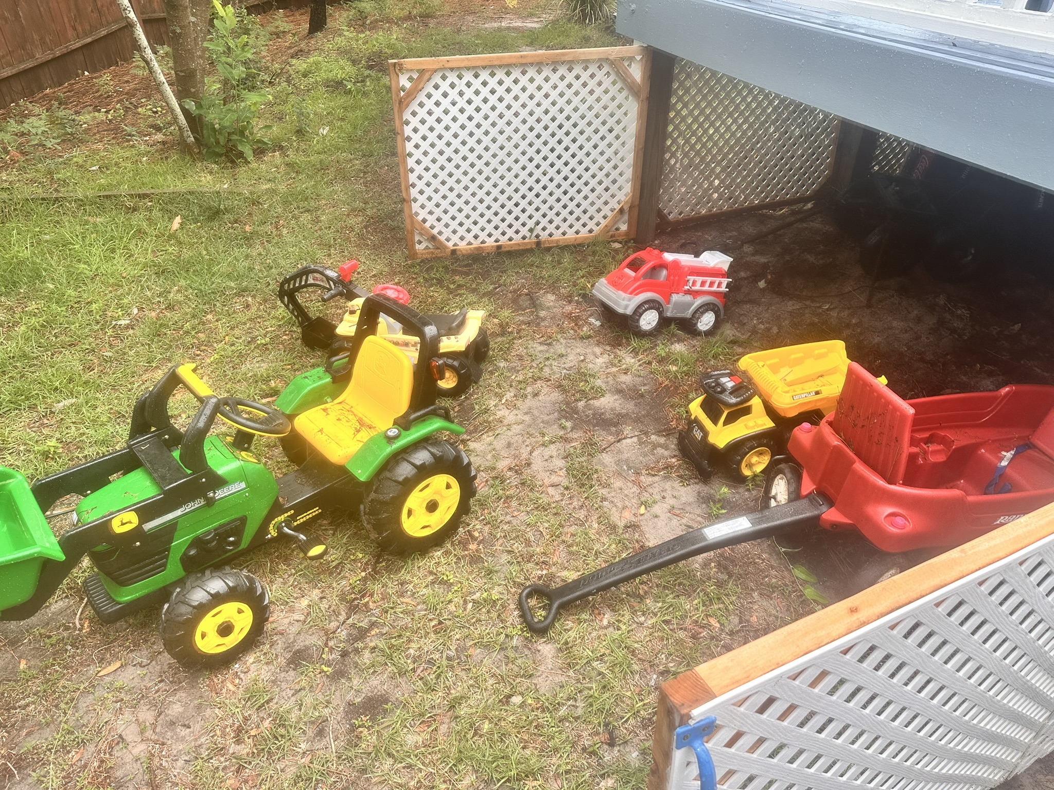 John Deere Chain Driven Rider, Beach Wagon, other riders & trucks for outdoor play