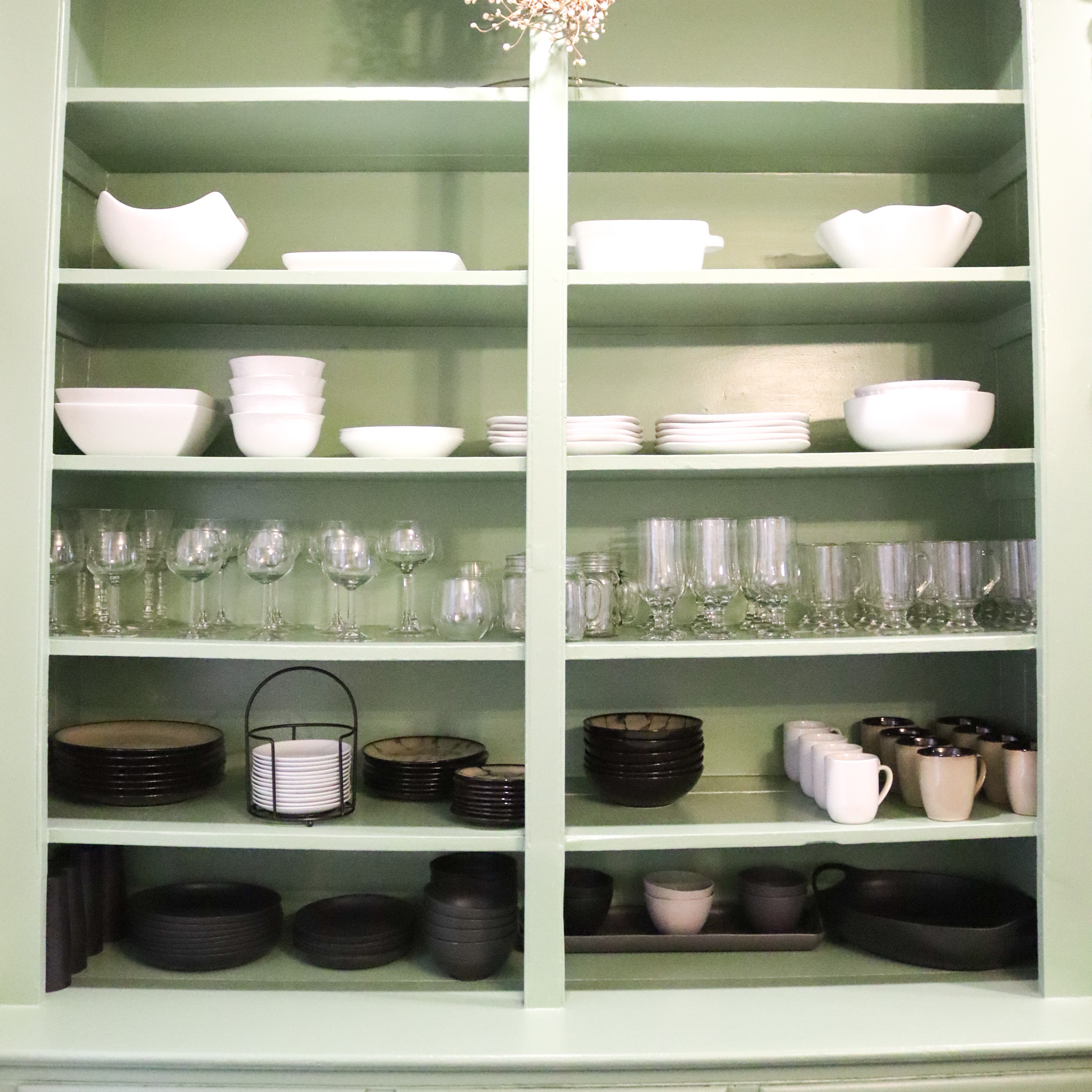 Spacious kitchen perfect for feeding the whole crew