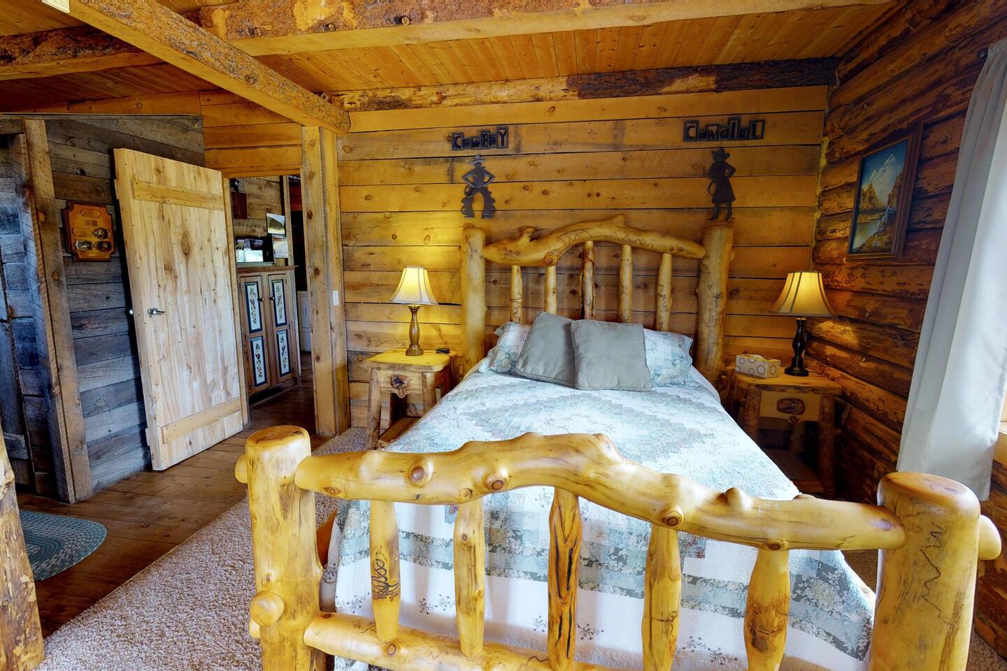 There is a complete master suite on the main floor. Featuring it's own T.V., queen sized bed, bathroom, and walk-in closet.