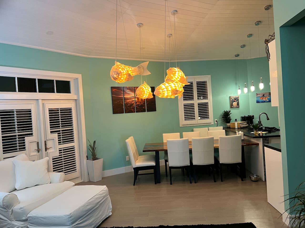 Indoor Dining