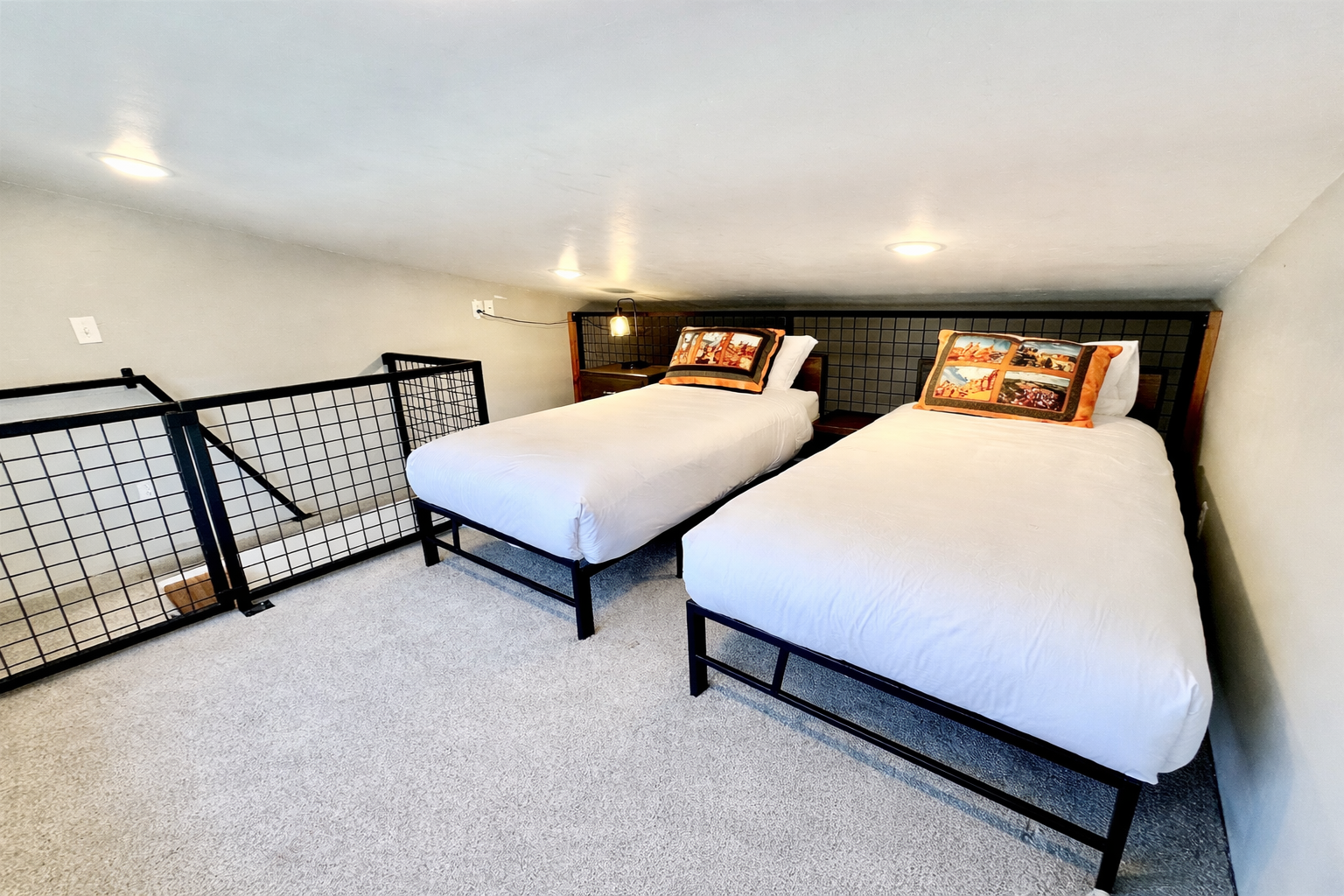 Guest Suite 4 - 2 Twins Guest Loft