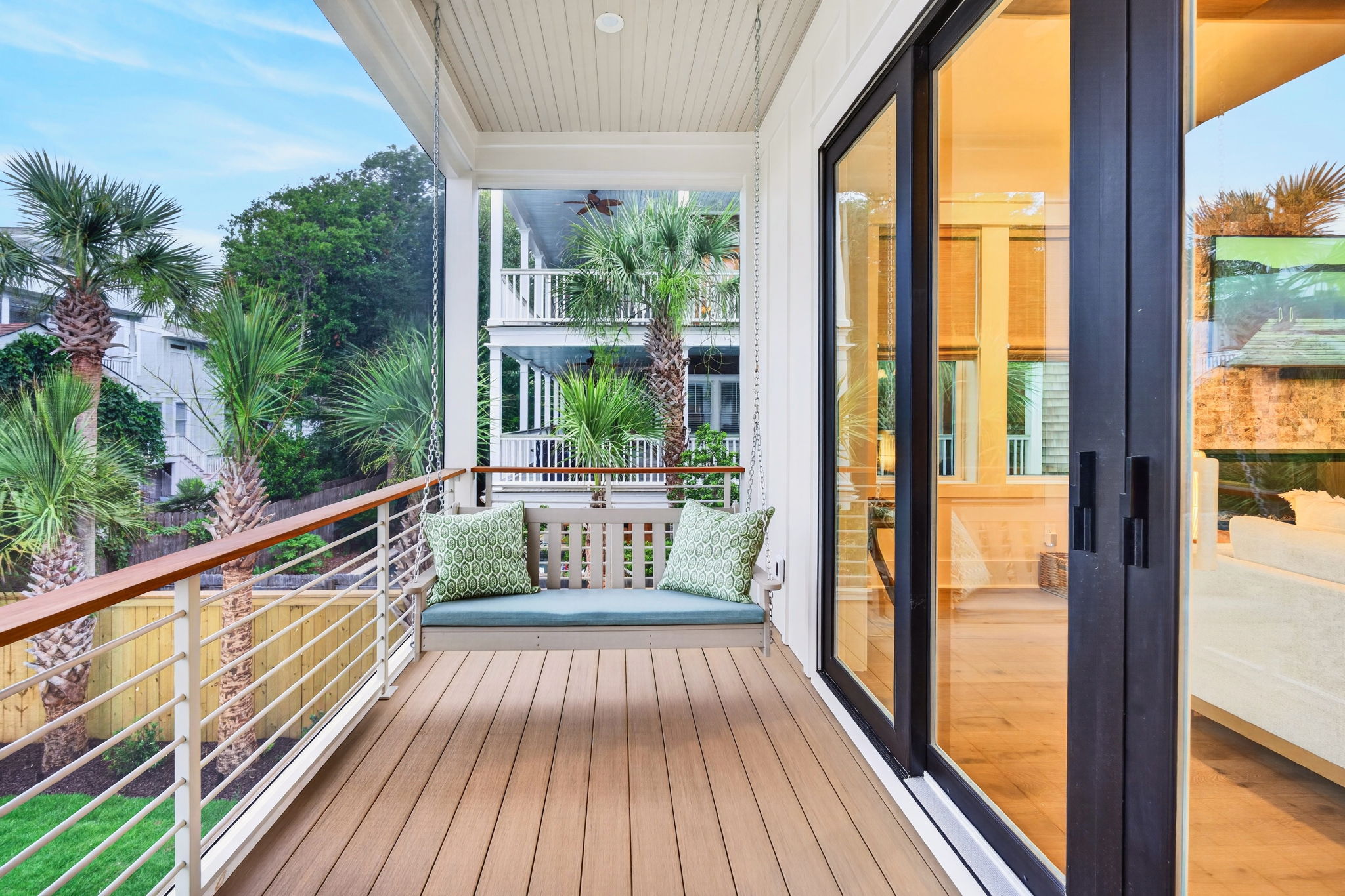 Porch Swing | Tahanan Palms | 3 38th Ave | IOP Escapes