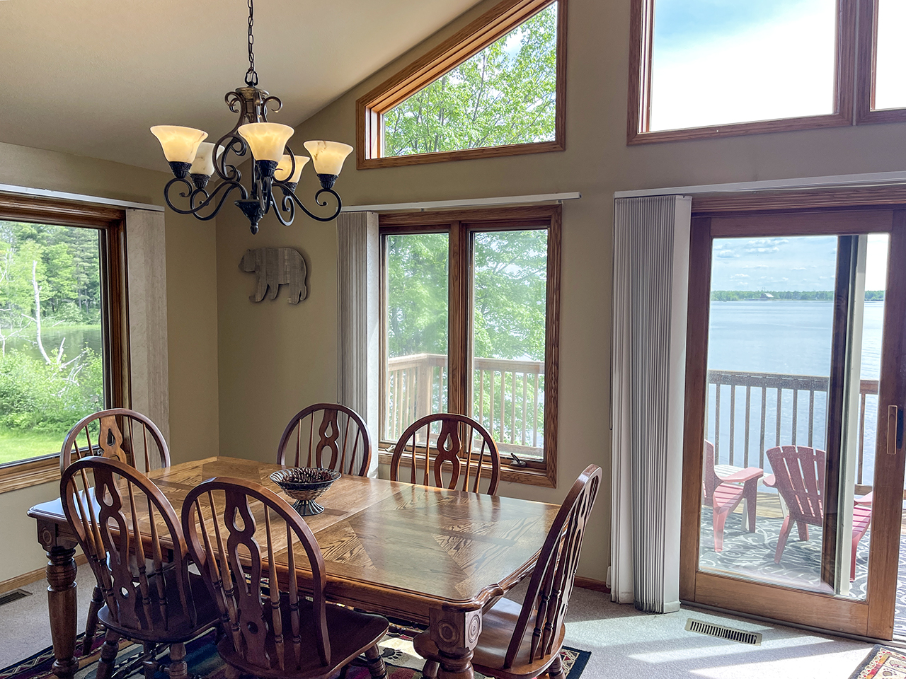 105 Upper Dining Area