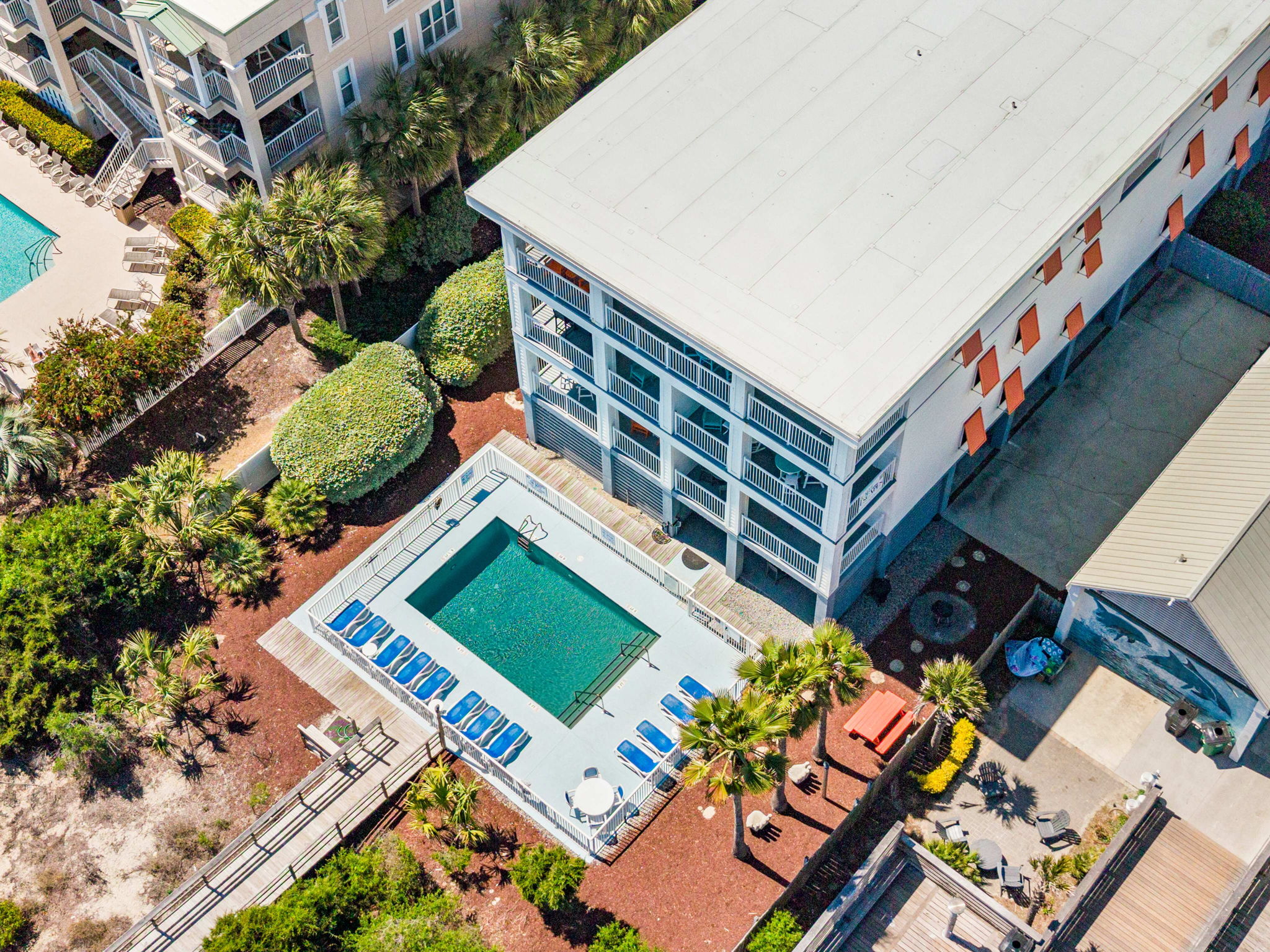 Oceanview Pool | Sea Gull | 201 Oceanview | 1116 Ocean Blvd, Isle of Palms, SC | IOP Escapes