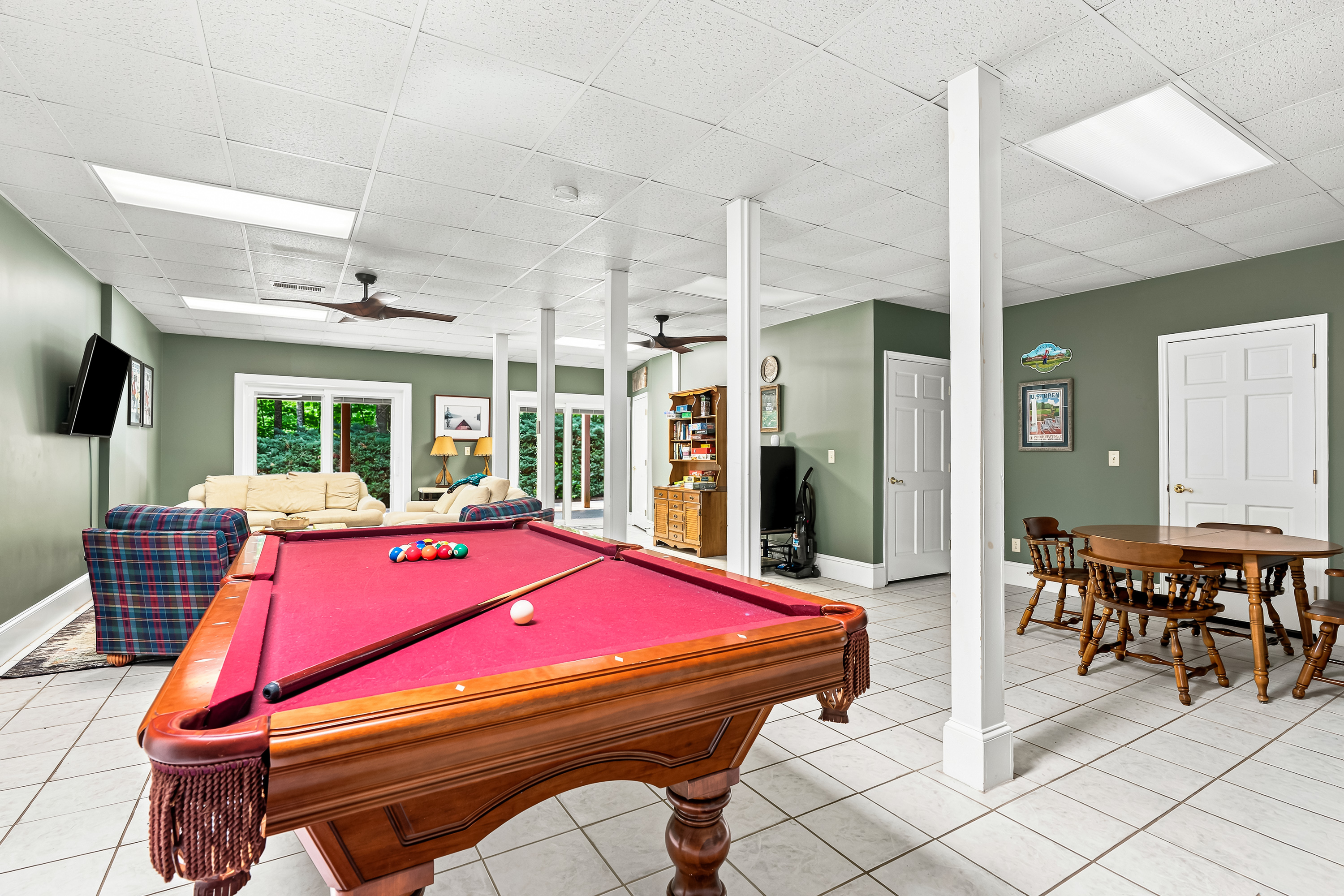 Family fun room