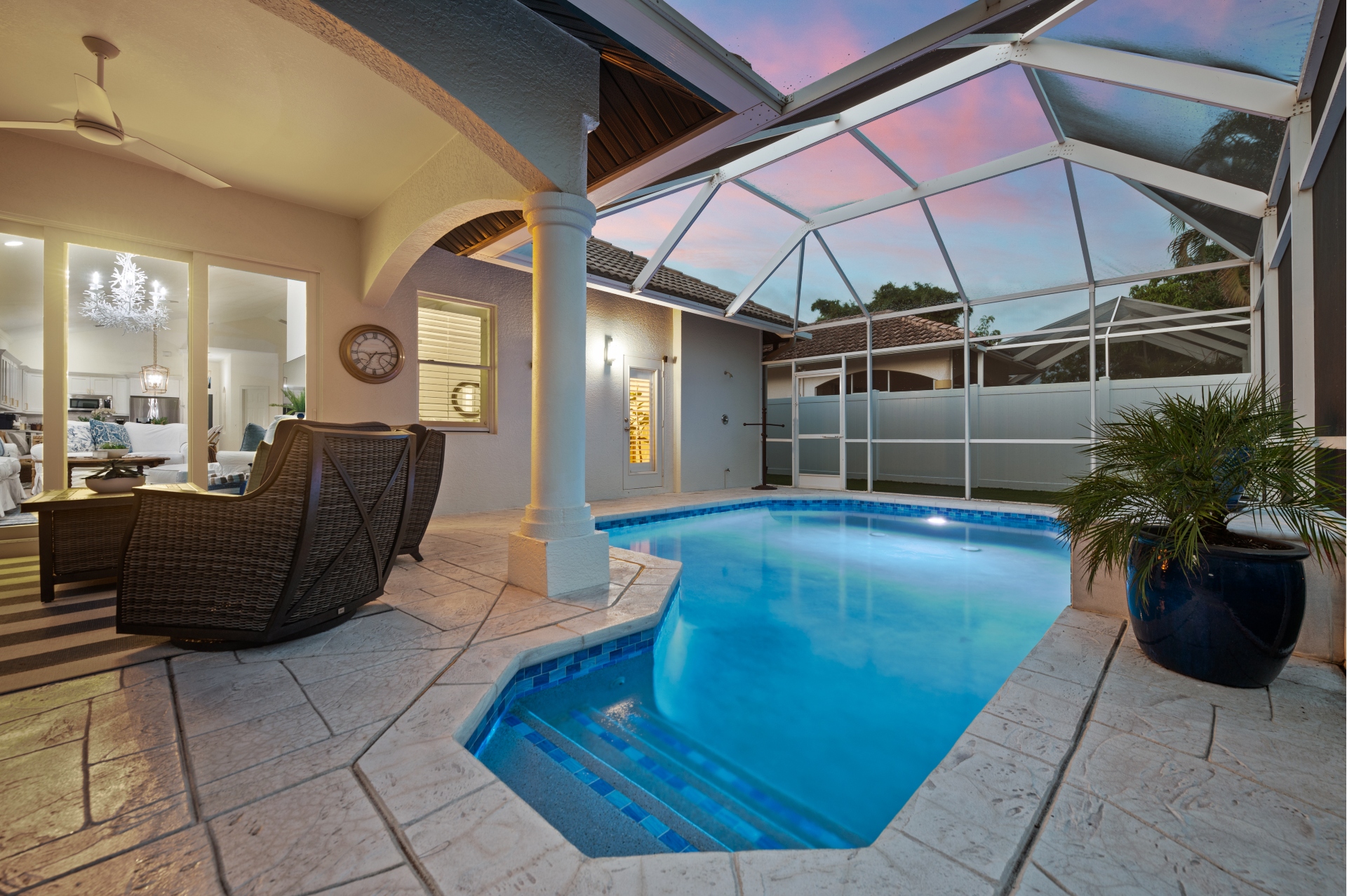 Heated Pool w/