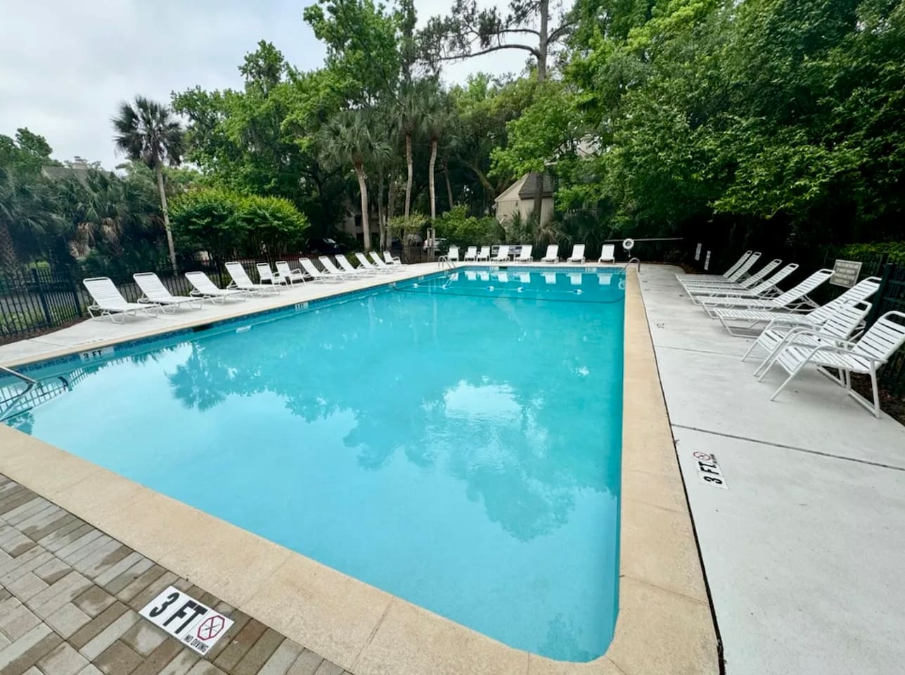 Community pool