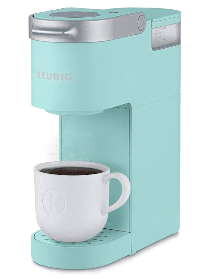 Brew a cup of coffee and enjoy it on the patio. We've stocked plenty of Keurig cups, sugar, and creamer for your convenience.